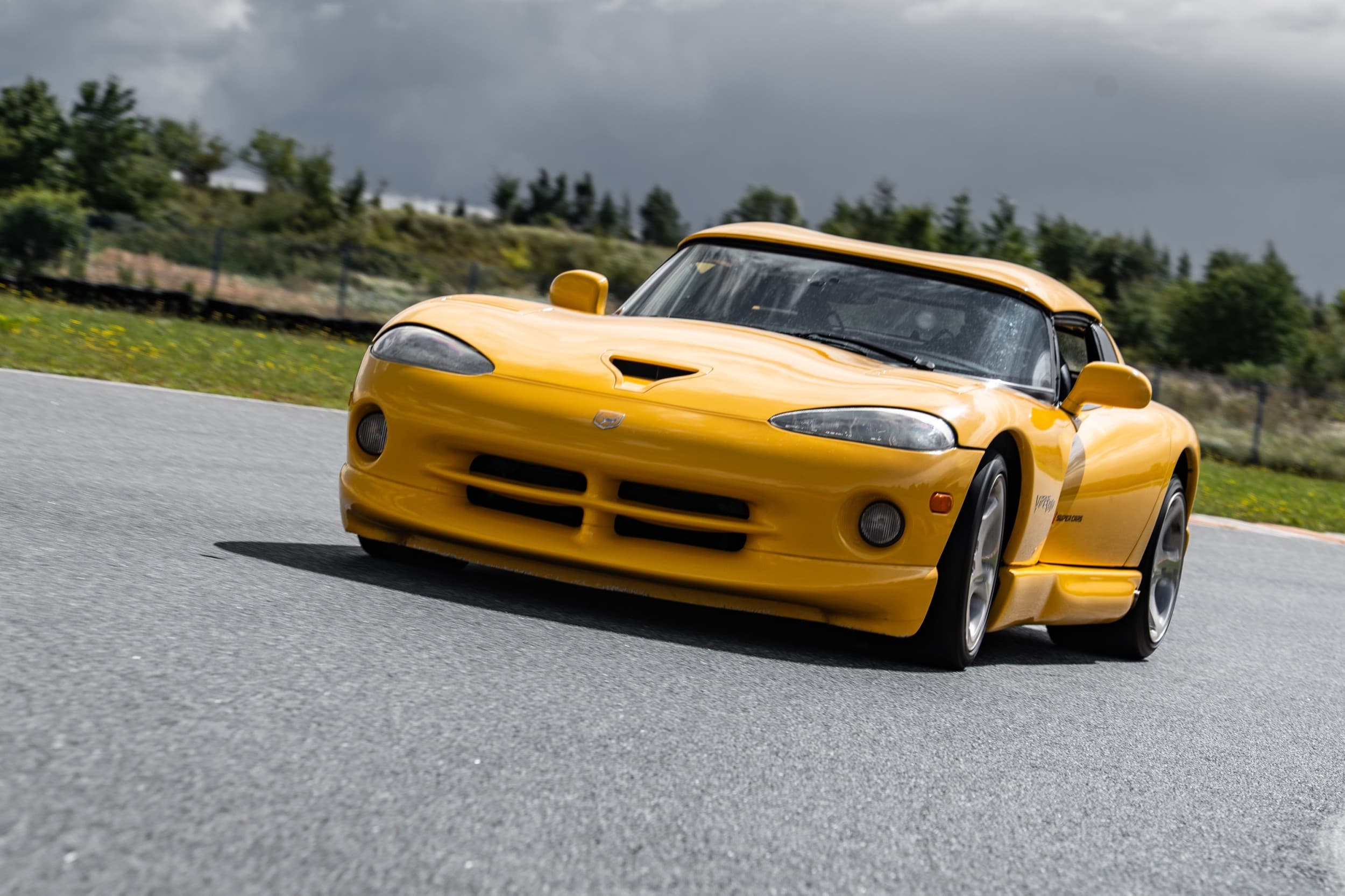 Jazda Dodge Viper | 1 okrążenie | Tor Główny Poznań | Wyjątkowy Prezent