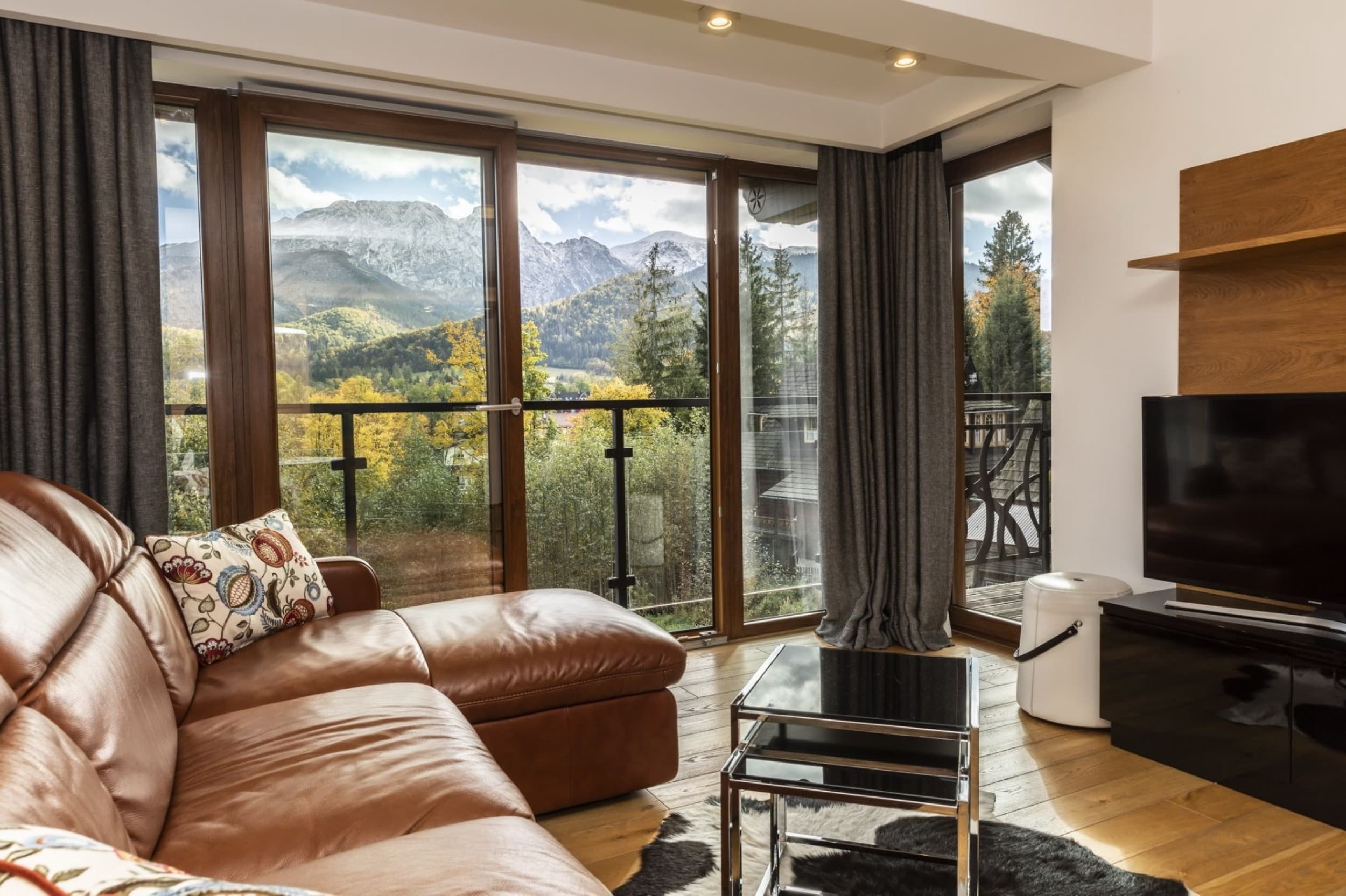 Pobyt w Apartamencie (3 Noce, 1-4 Osoby) | Mountain Base | Zakopane