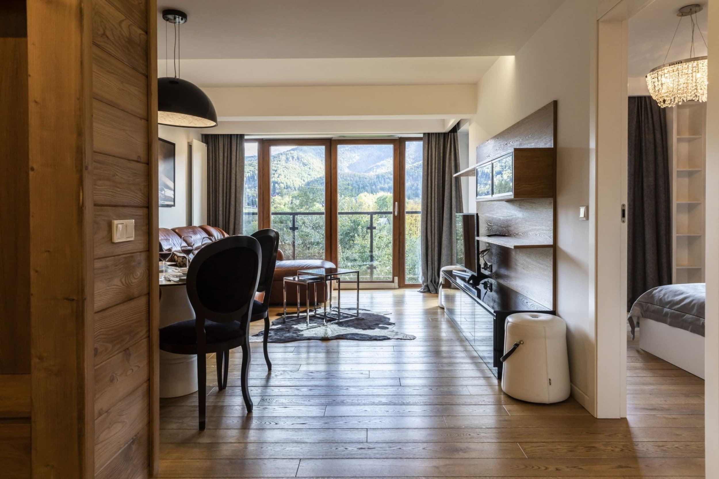 Pobyt w Apartamencie (3 Noce, 1-4 Osoby) | Mountain Base | Zakopane