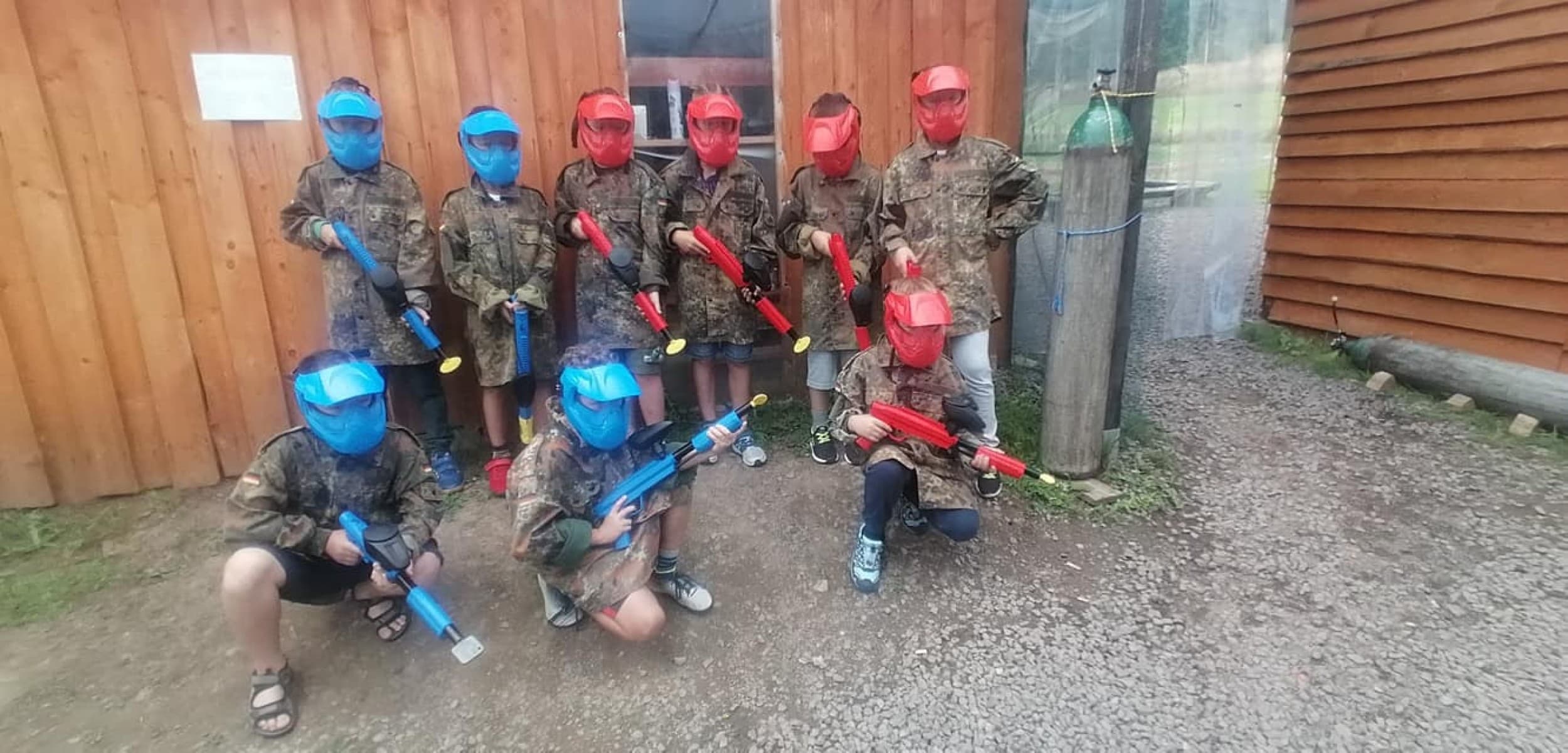 Poznaj Paintball dla Znajomych (180 minut) | Mieroszów | Wyjątkowy Prezent