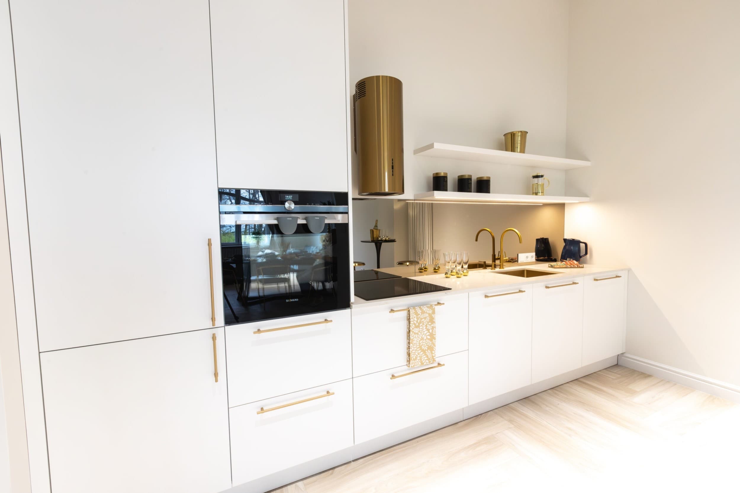 Pobyt w Apartamencie Deluxe (1 Noc, 1-4 Osoby) | Srebrna Luxury Apartments | Łódź
