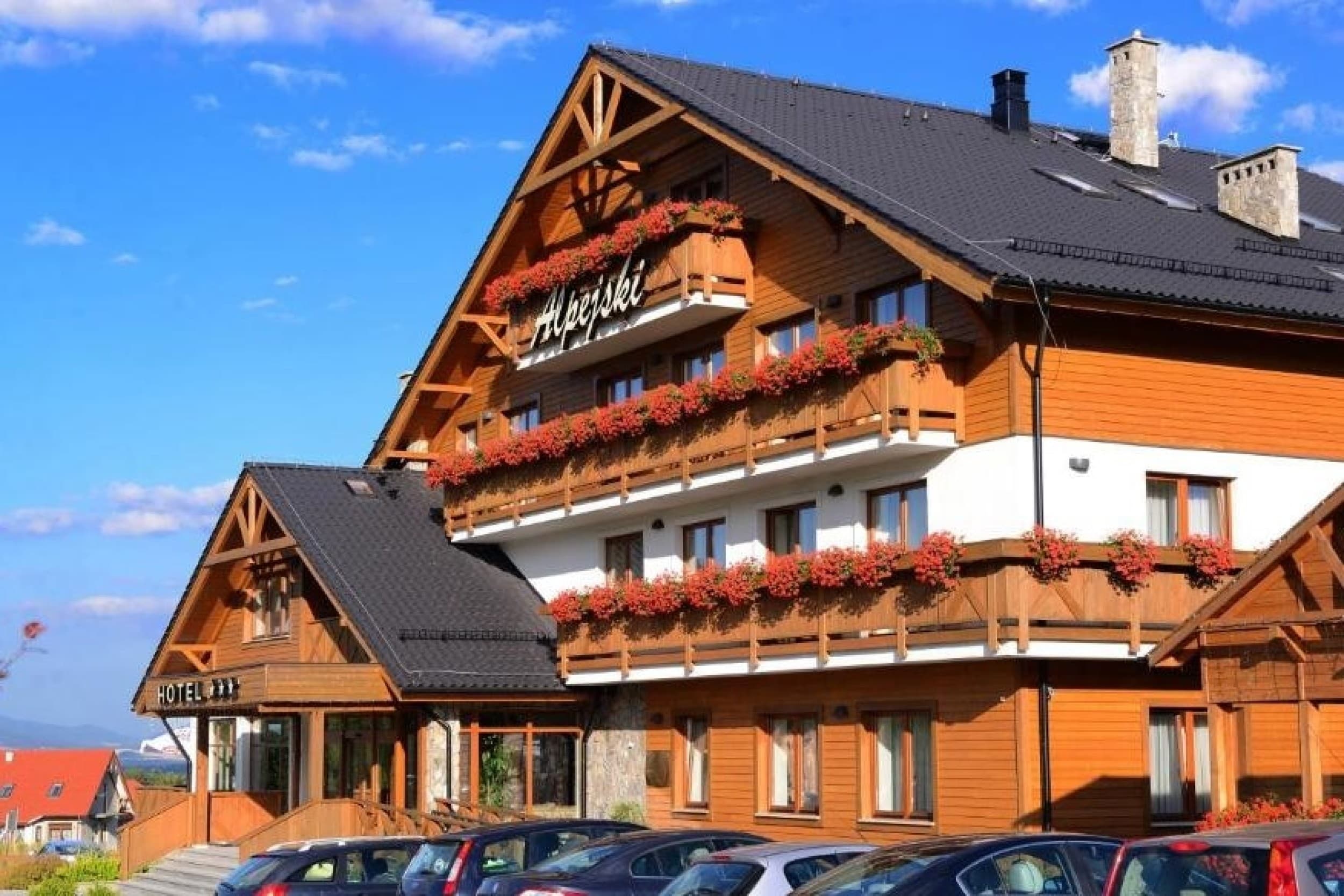 Zachwycający Pobyt (2 Noce, 2 Osoby) | Hotel Alpejski | Polanica-Zdrój | Wyjątkowy Prezent