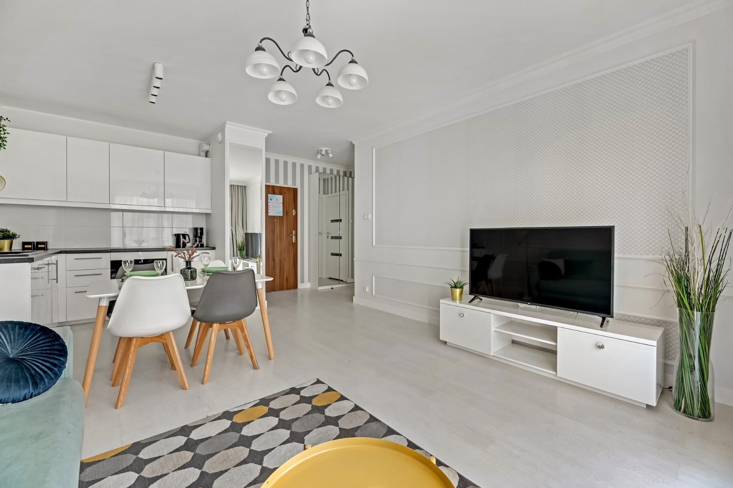 Pobyt w Apartamencie (2 Noce, 1-4 Osoby) | Flatbook Apartments | Gdańsk