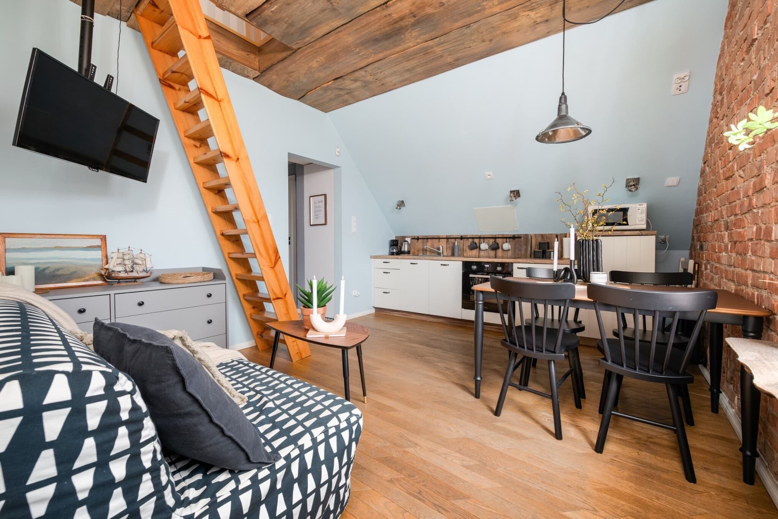 Pobyt w Apartamencie w Sercu Starego Miasta (2 Noce, 1-6 Osób) | Flatbook Apartments  | Gdańsk