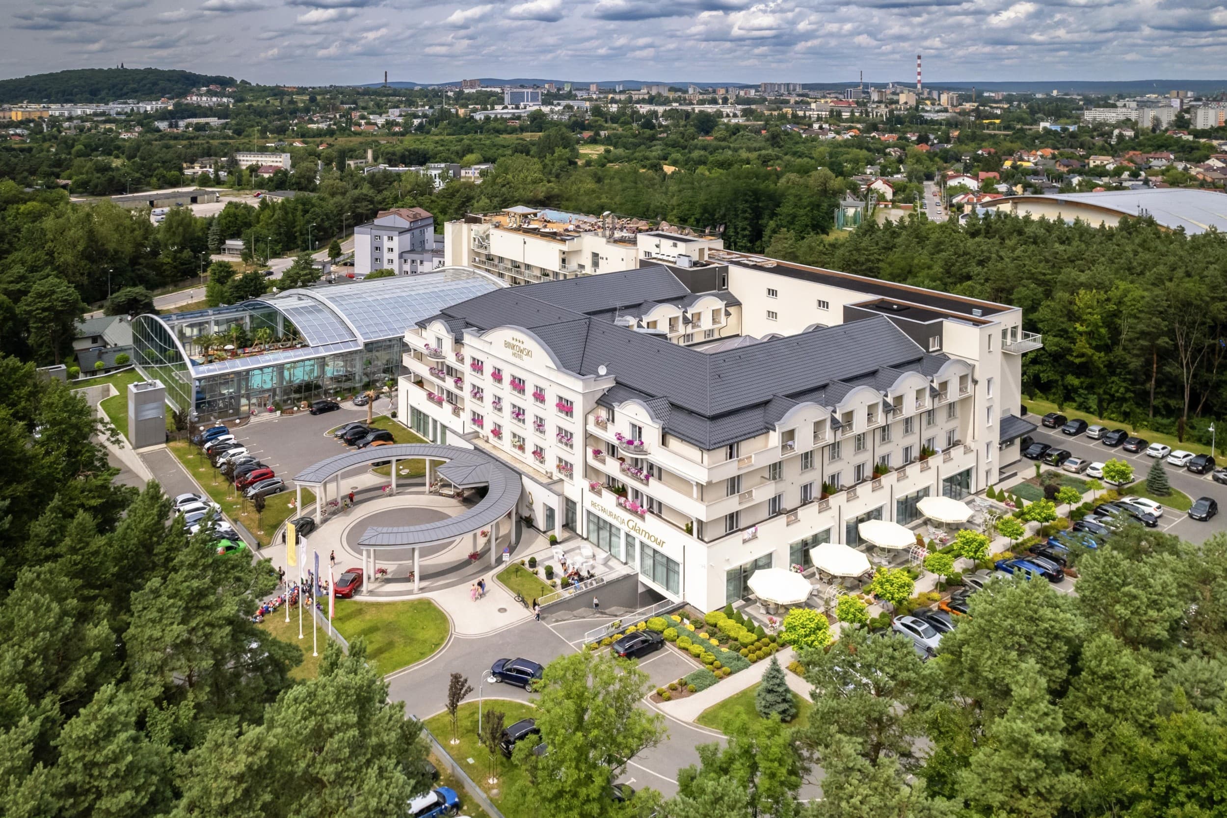 Szkolenie z Doskonalenia Bezpiecznej Jazdy z Noclegiem dla Dwojga | Kielce