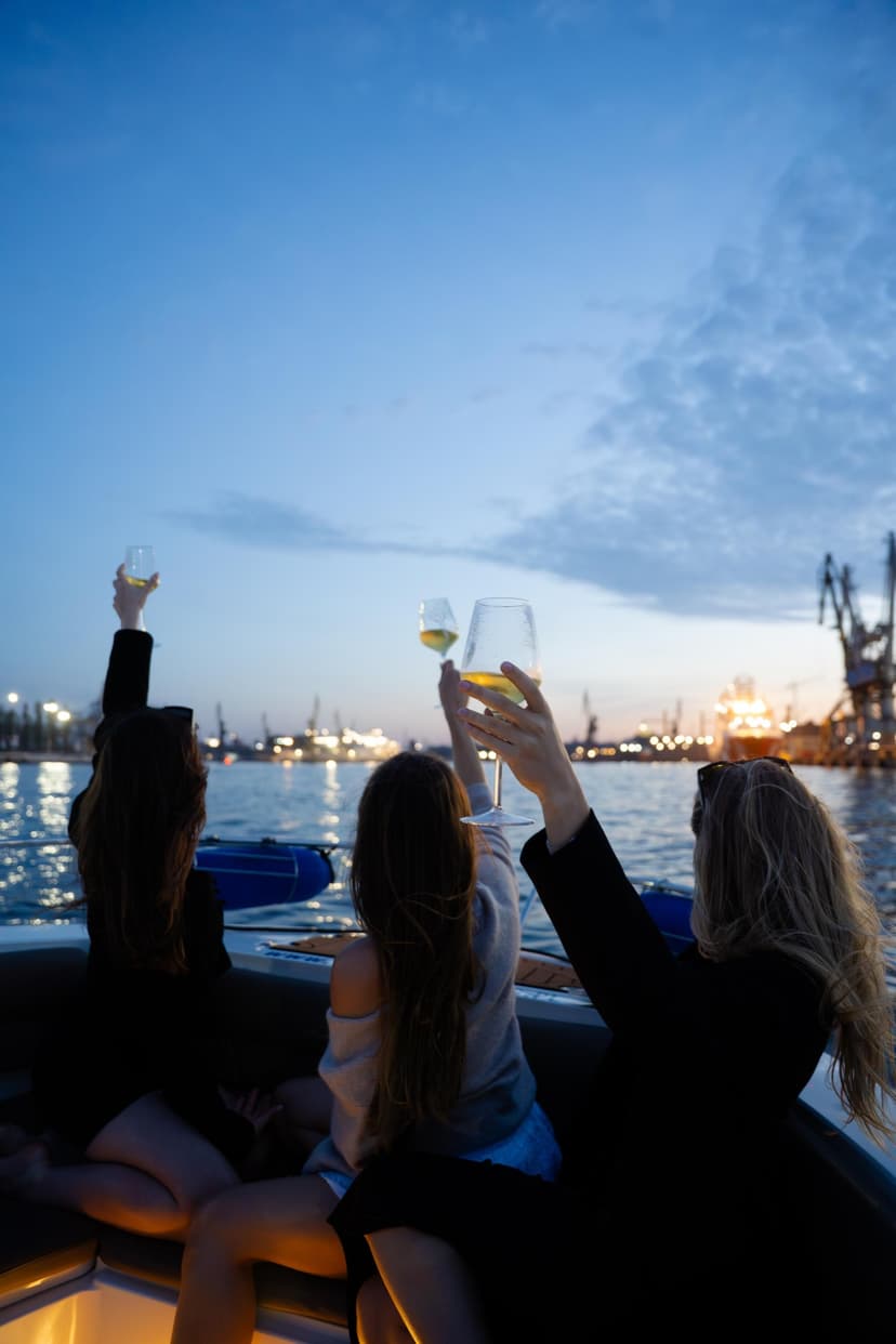 Rejs Motorówką o Zachodzie Słońca | Gdańsk