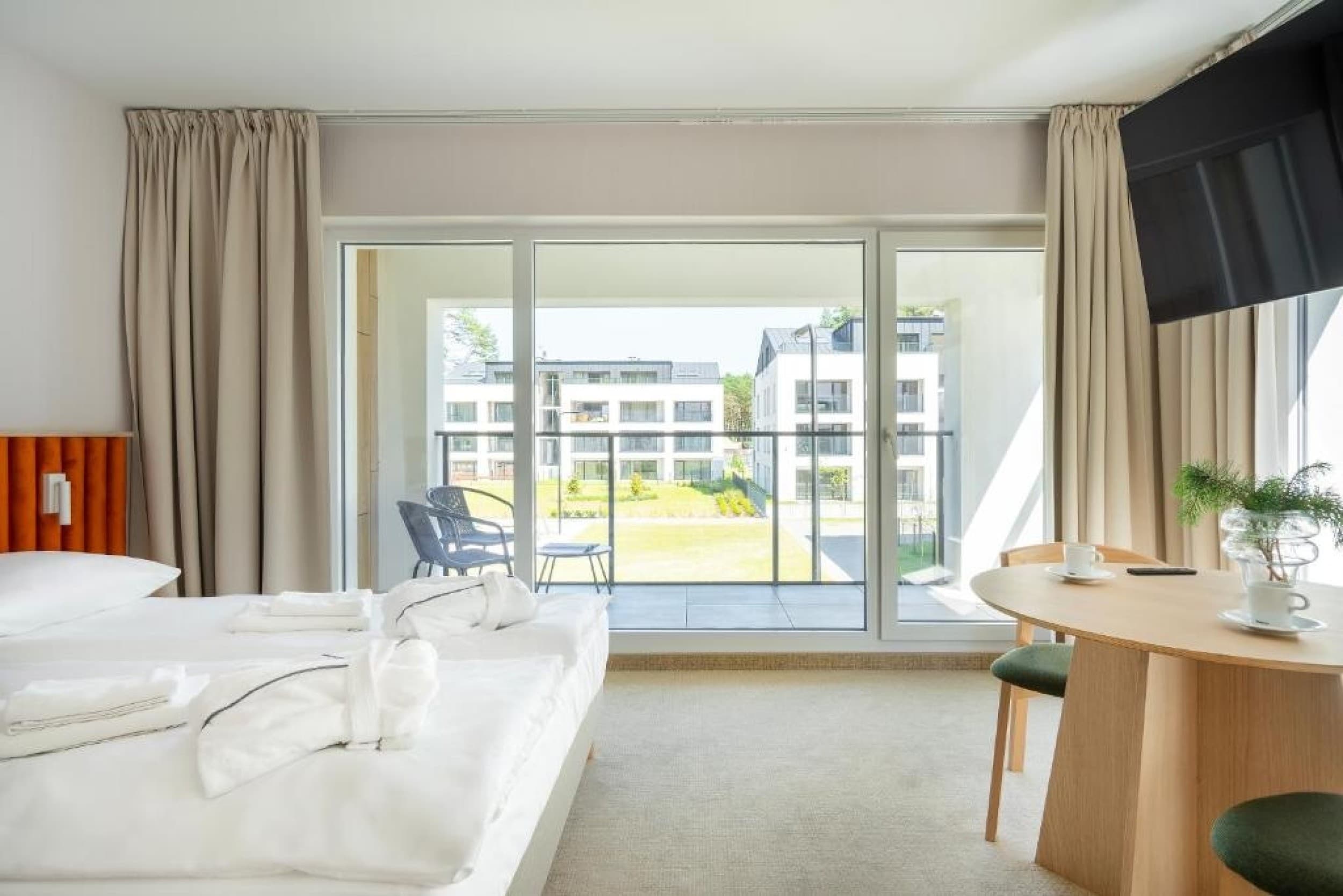 Pobyt w Apartamencie (2 Noce, 2 Osoby) | Sea Shell Apartments | Łukęcin | Wyjątkowy Prezent