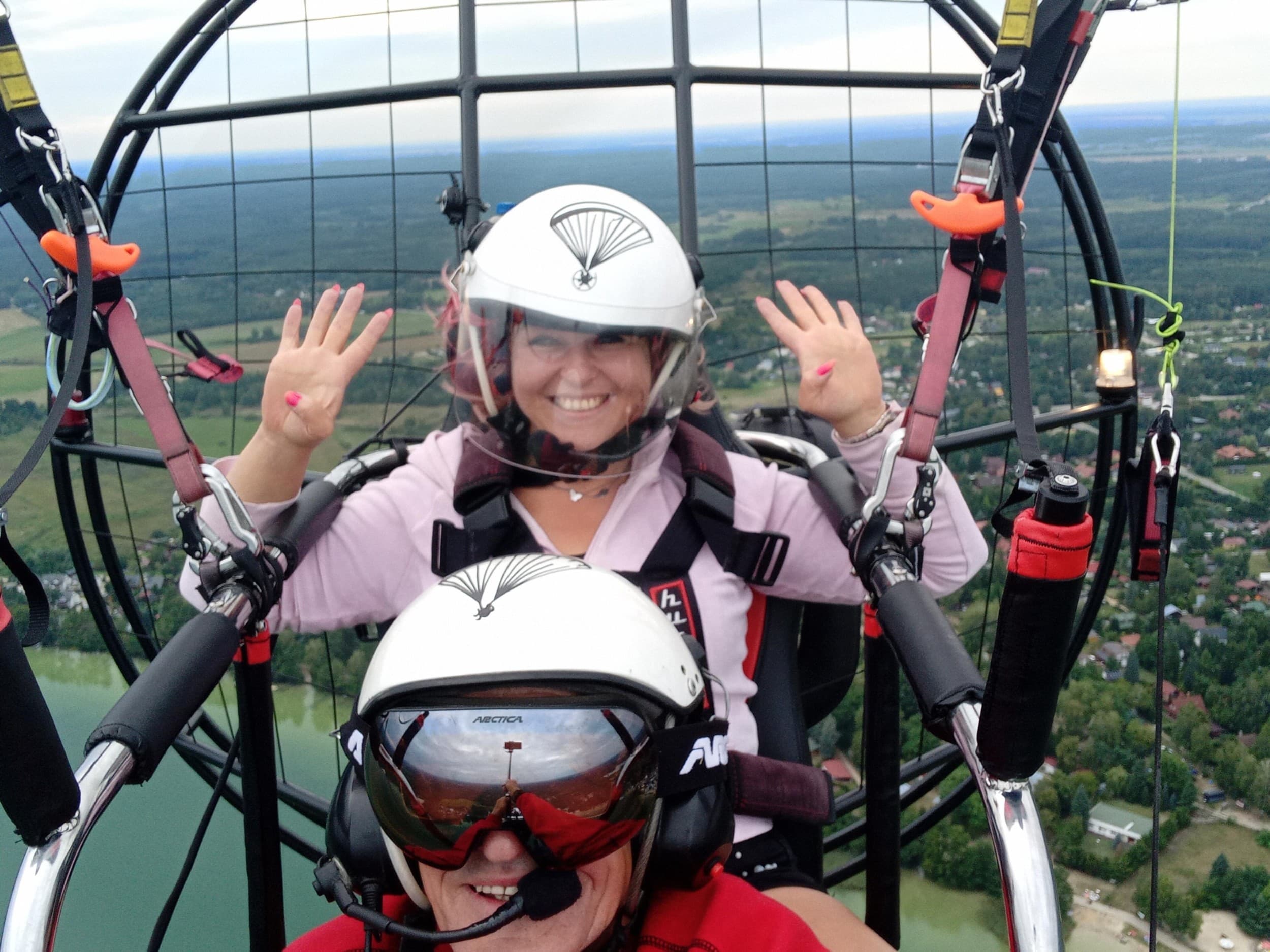 Lot Motoparalotnią dla Przyjaciół (15 minut) | Wiele Lokalizacji | Wyjątkowy Prezent