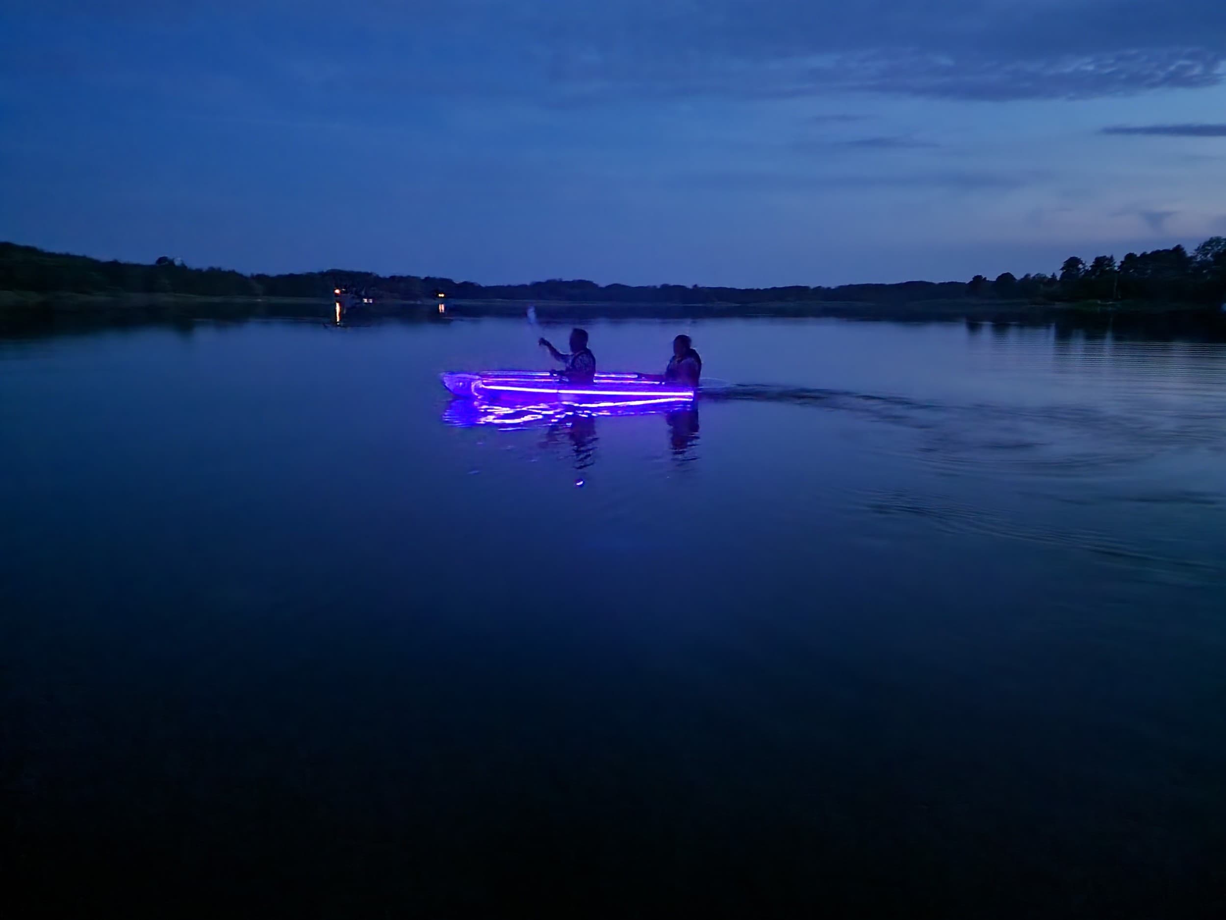 Nocne Pływanie Niewidzialnym Kajakiem dla Dwojga (4 godziny) | Potołówek | Wyjątkowy Prezent
