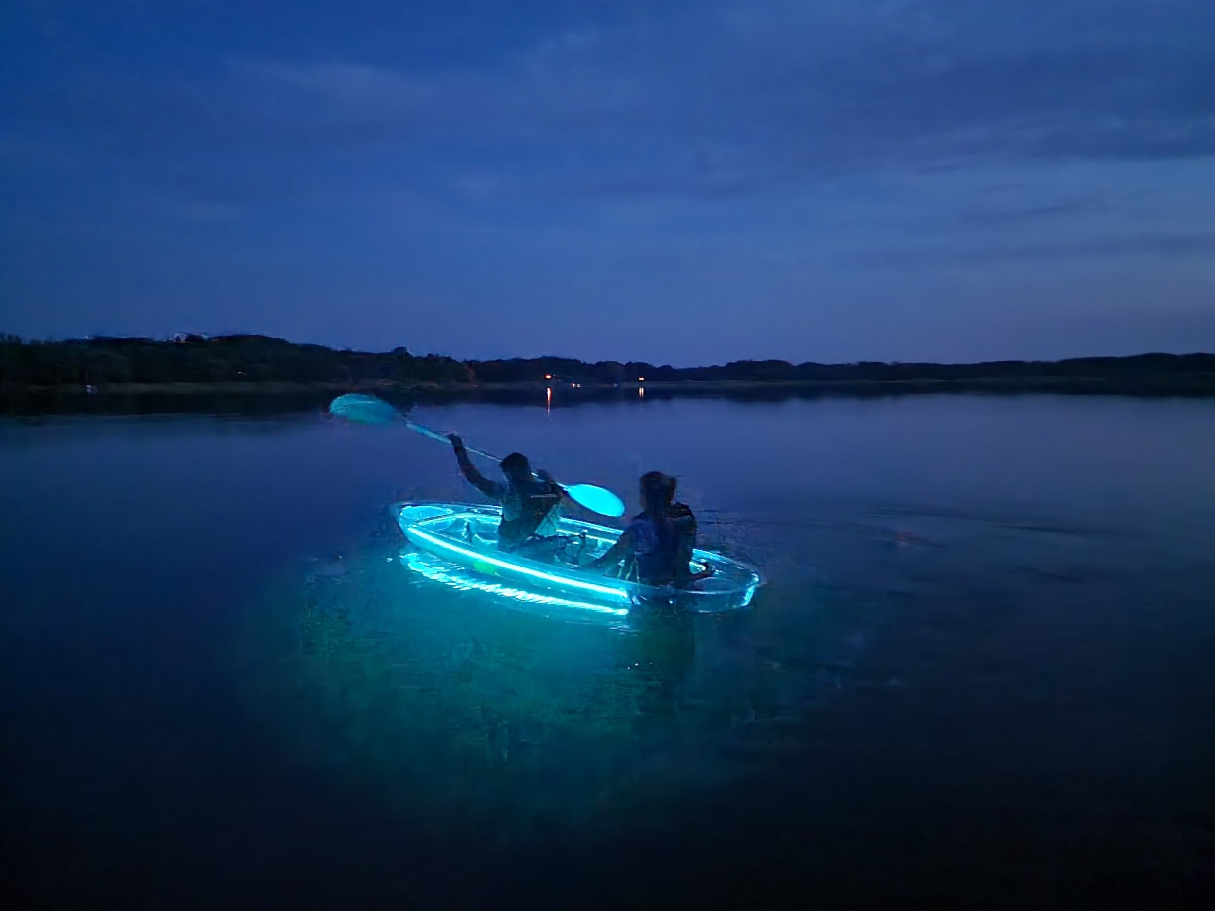 Nocne Pływanie Niewidzialnym Kajakiem dla Dwojga (4 godziny) | Potołówek | Wyjątkowy Prezent