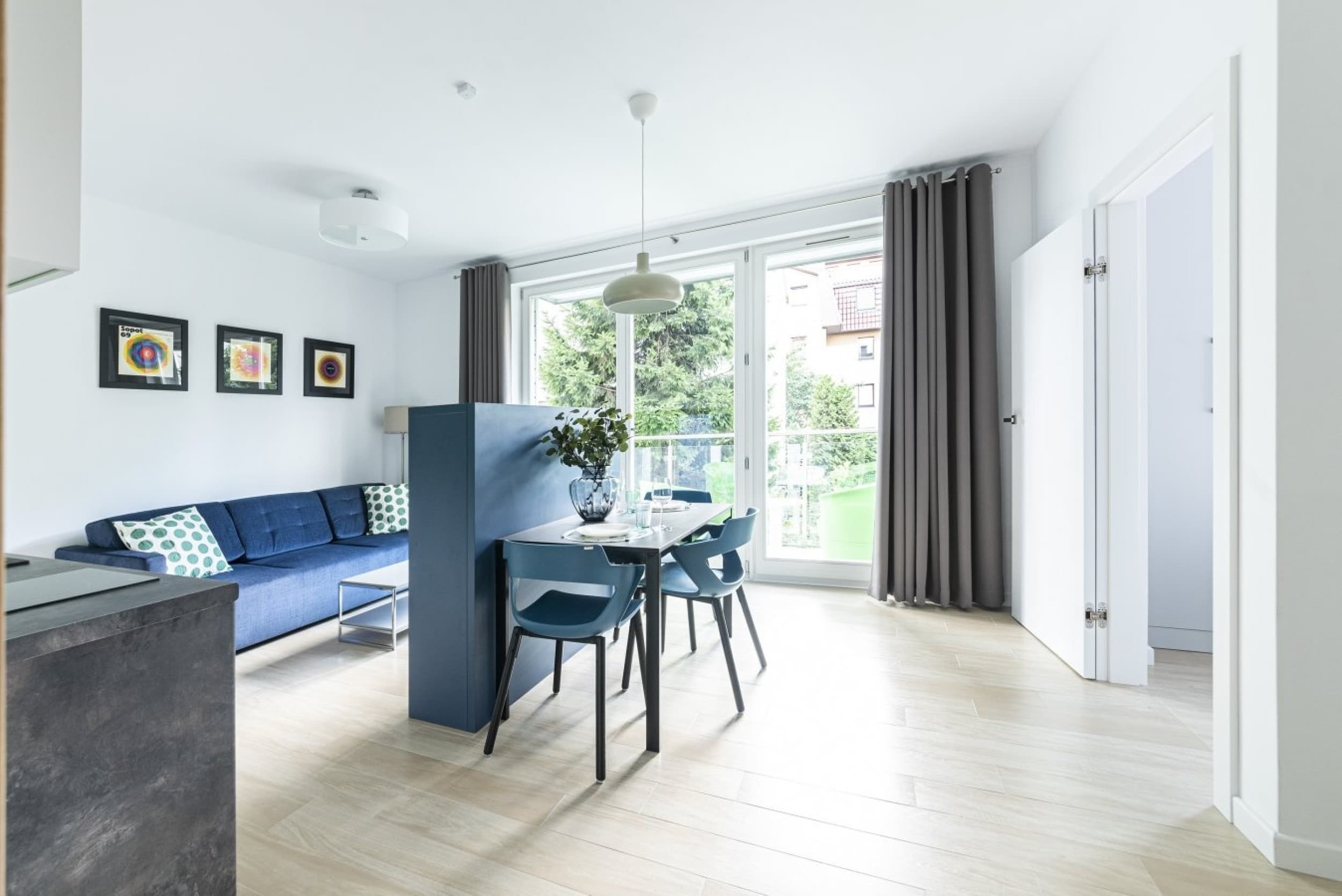 Niezapomniany Pobyt w Apartamencie (2 Noce, 1-4 Osoby) | Lion Apartments Sopot | Sopot  | Wyjątkowy Prezent