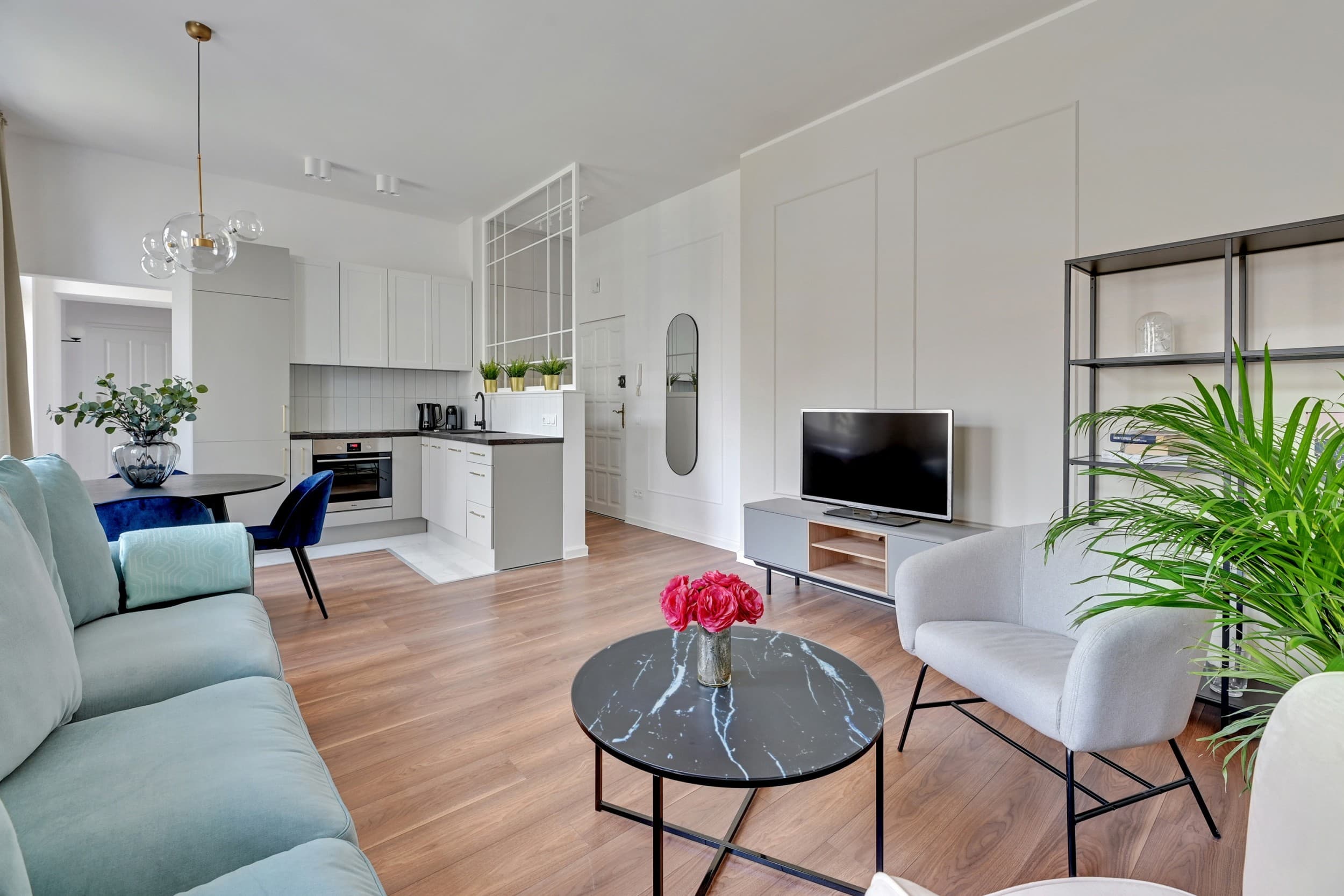 Niezwykły Pobyt w Apartamencie (2 Noce, 1-4 Osoby) | Lion Apartments Sopot | Sopot | Wyjątkowy Prezent