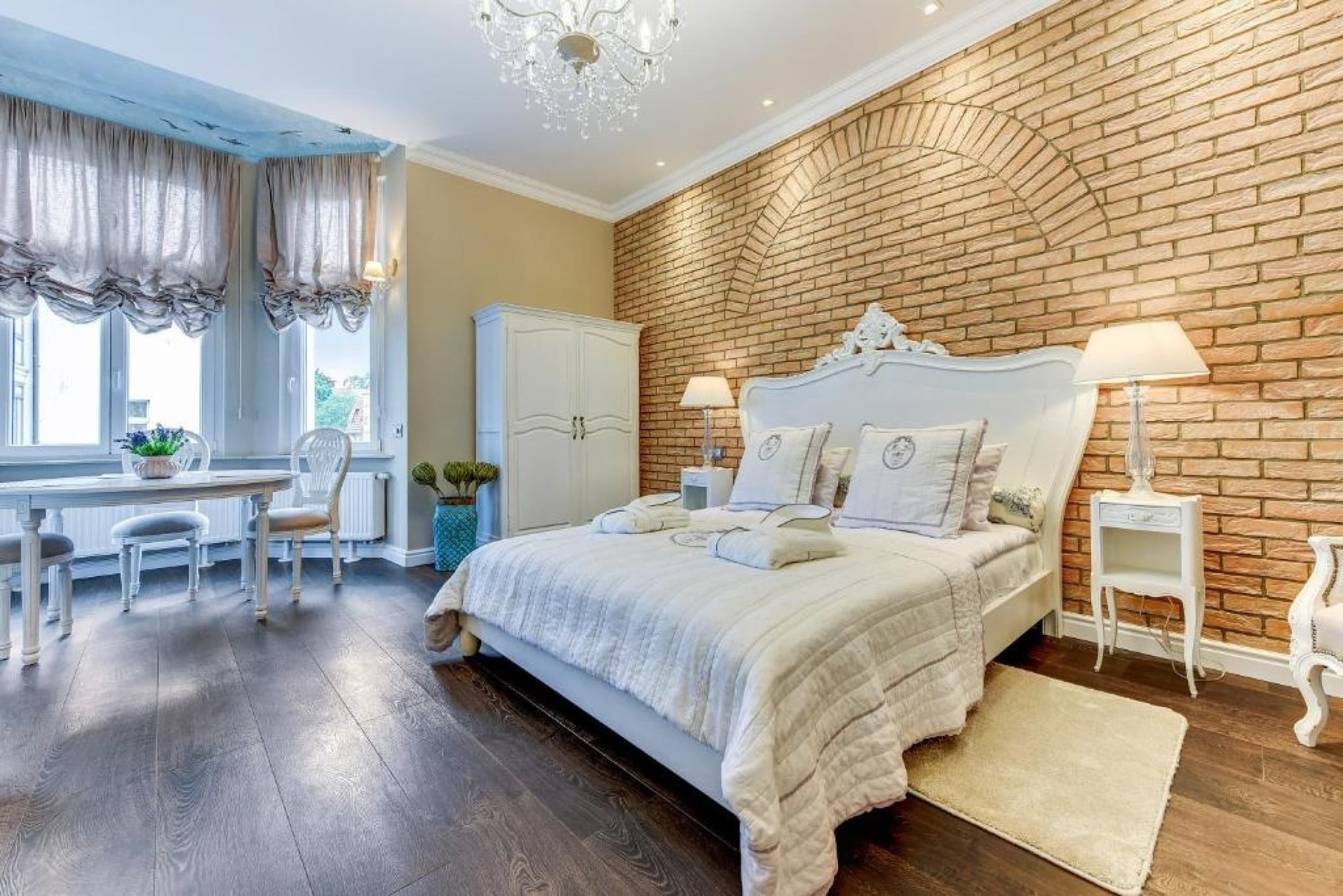 Pobyt w Pokoju Provance (2 Noce, 2 Osoby) | Lion Apartments Sopot | Sopot  | Wyjątkowy Prezent