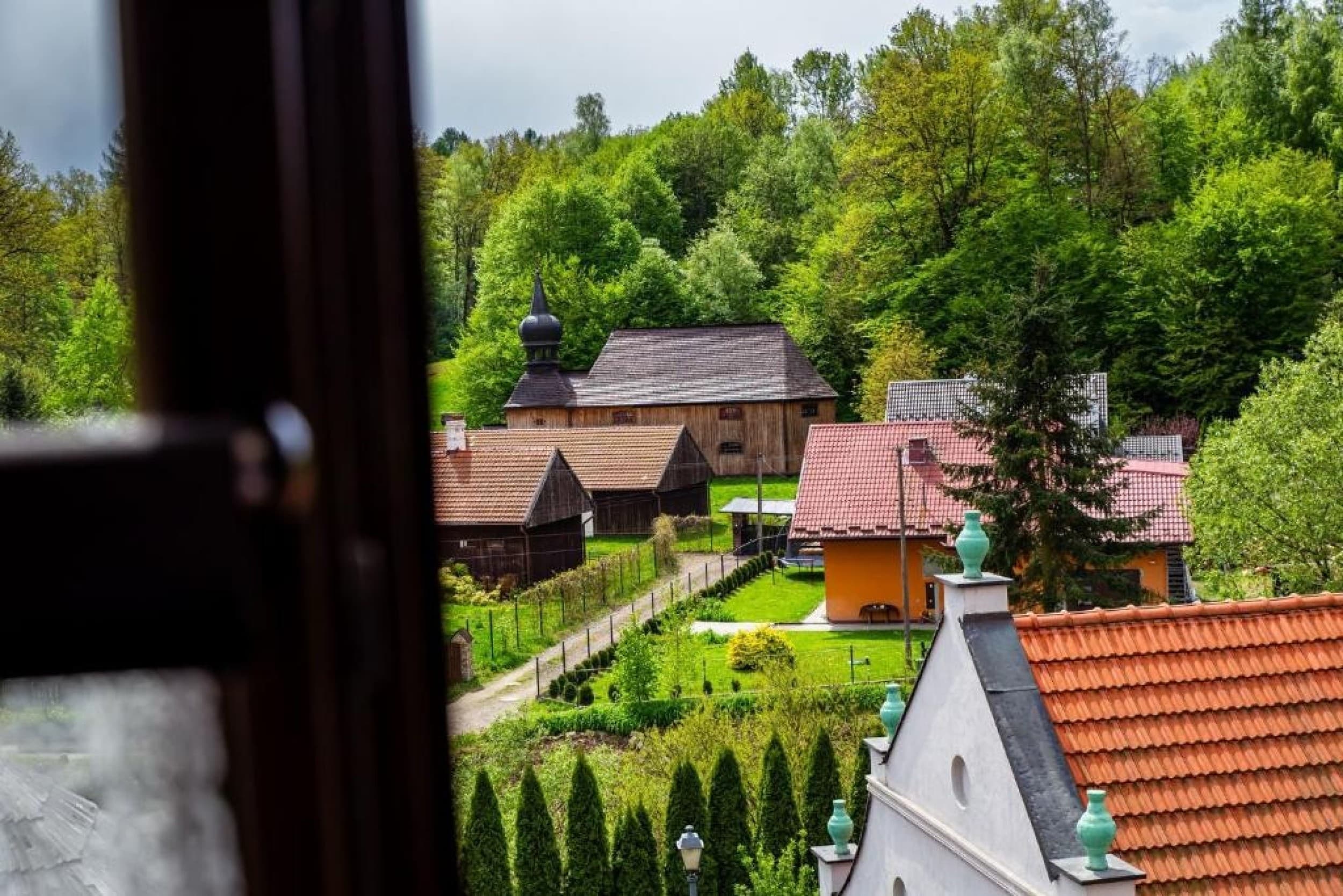 Urokliwy Pobyt (2 Noce, 2 Osoby) | NOVA Galicja | Nowy Sącz | Wyjątkowy Prezent