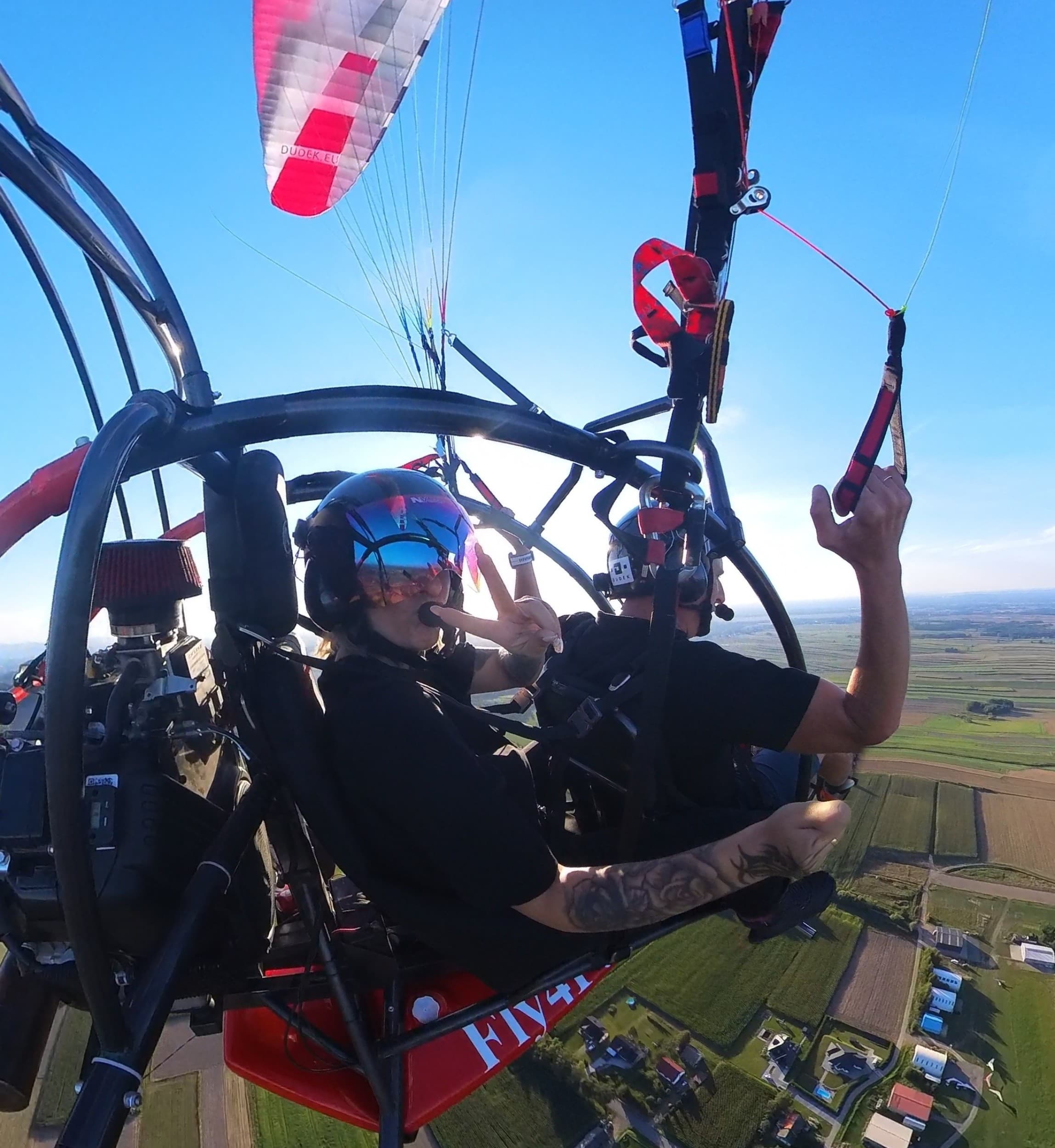Lot Widokowy Motoparalotnią (60 minut) | Gierałtowiczki | Wyjątkowy Prezent
