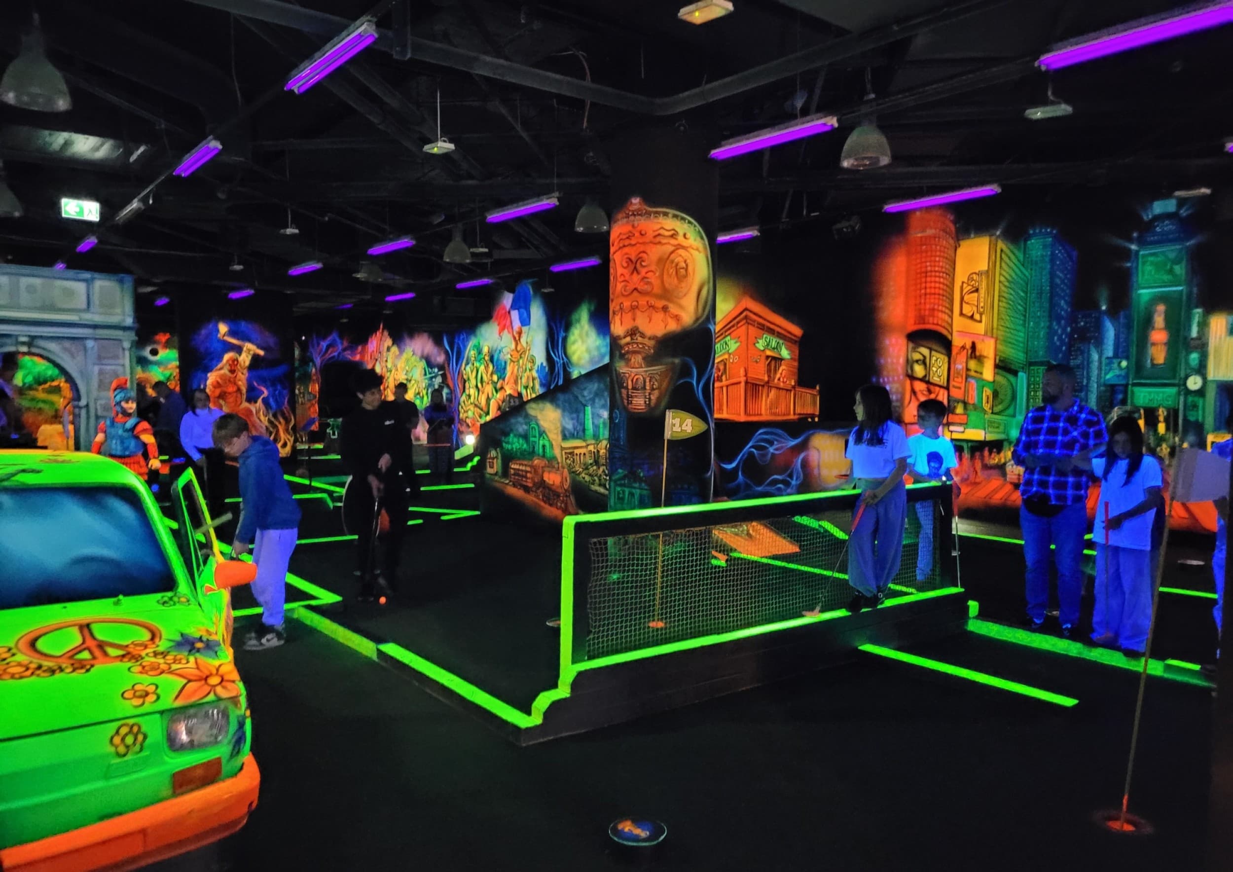 Minigolf dla Przyjaciół | Warszawa | Wyjątkowy Prezent