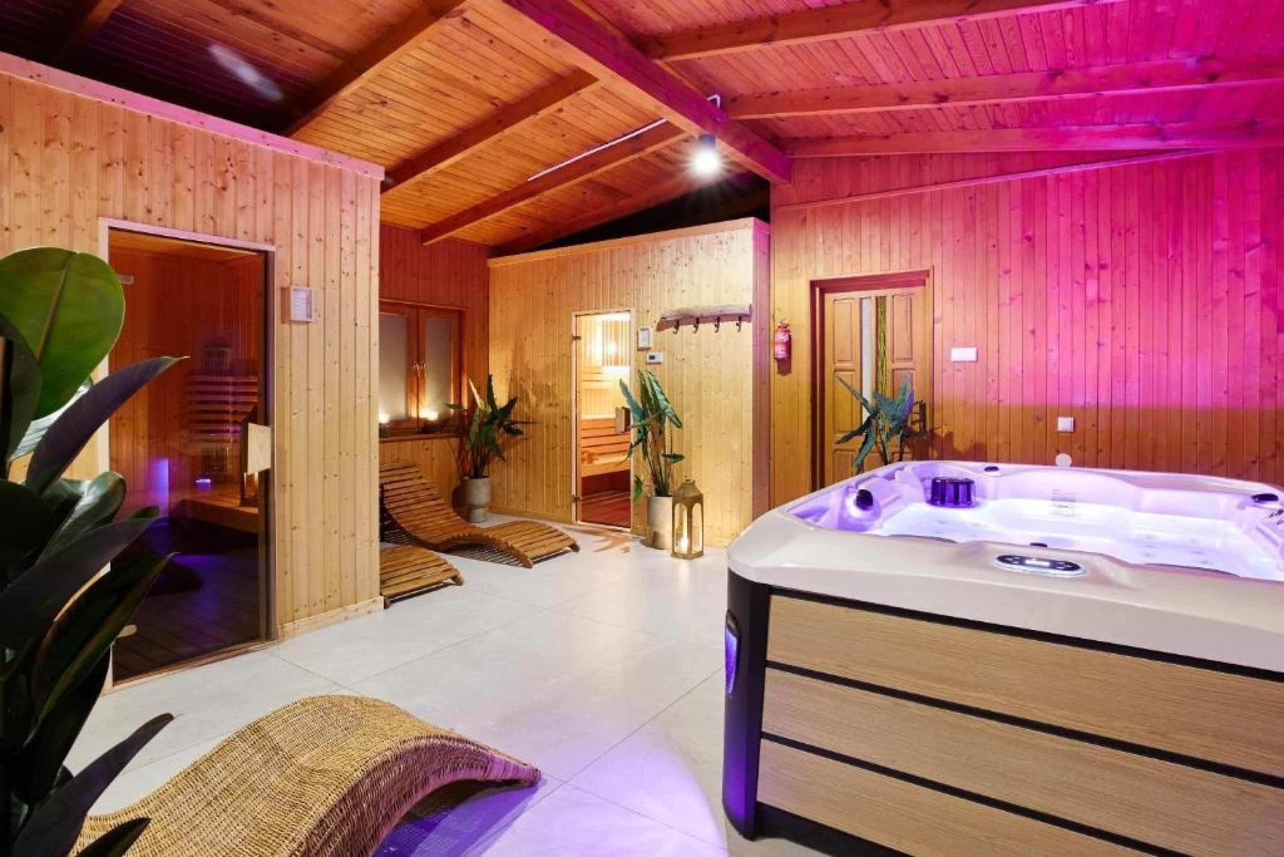 Odprężający Pobyt (2 Noce, 2 Osoby) | Resort Zacisze | Konopnica  | Wyjątkowy Prezent