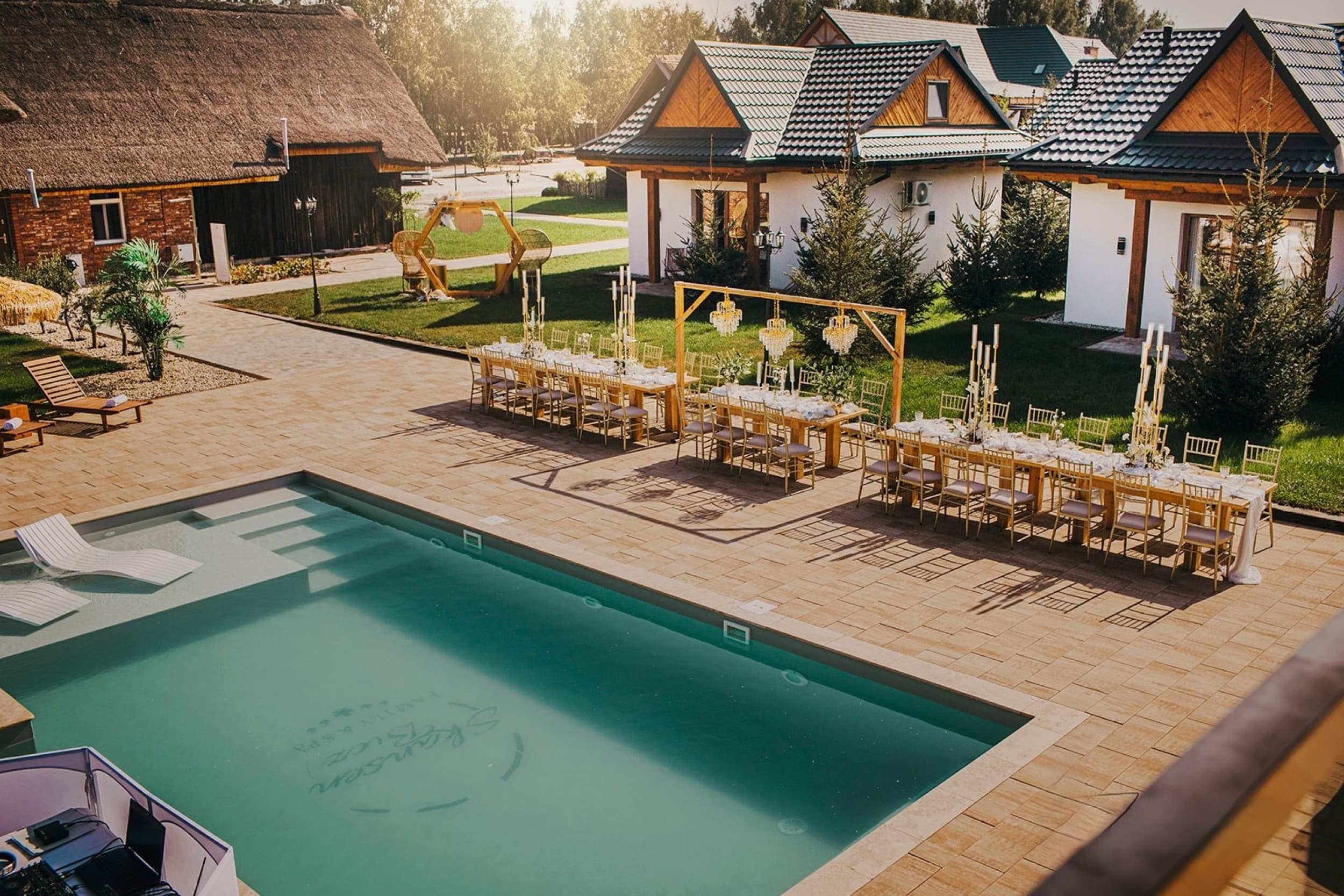 Pobyt w Domku Bizon (1 Noc, 2 Osoby) | Skansen Bicz Family & SPA | Bicz | Wyjątkowy Prezent