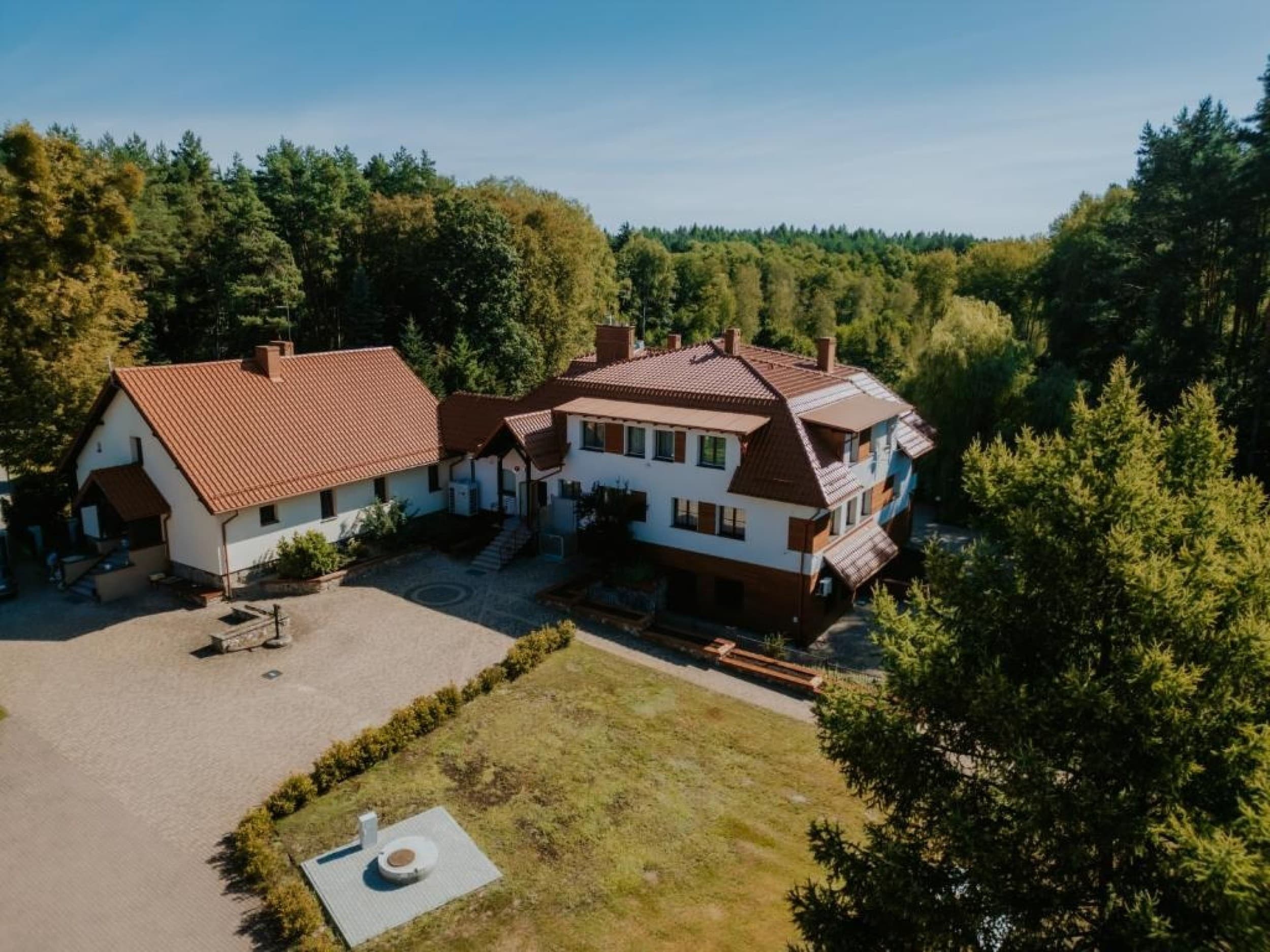 Pobyt w Leśniczówce (3 Noce, 2 Osoby) | Kwatera Czarne | Czarne | Wyjątkowy Prezent