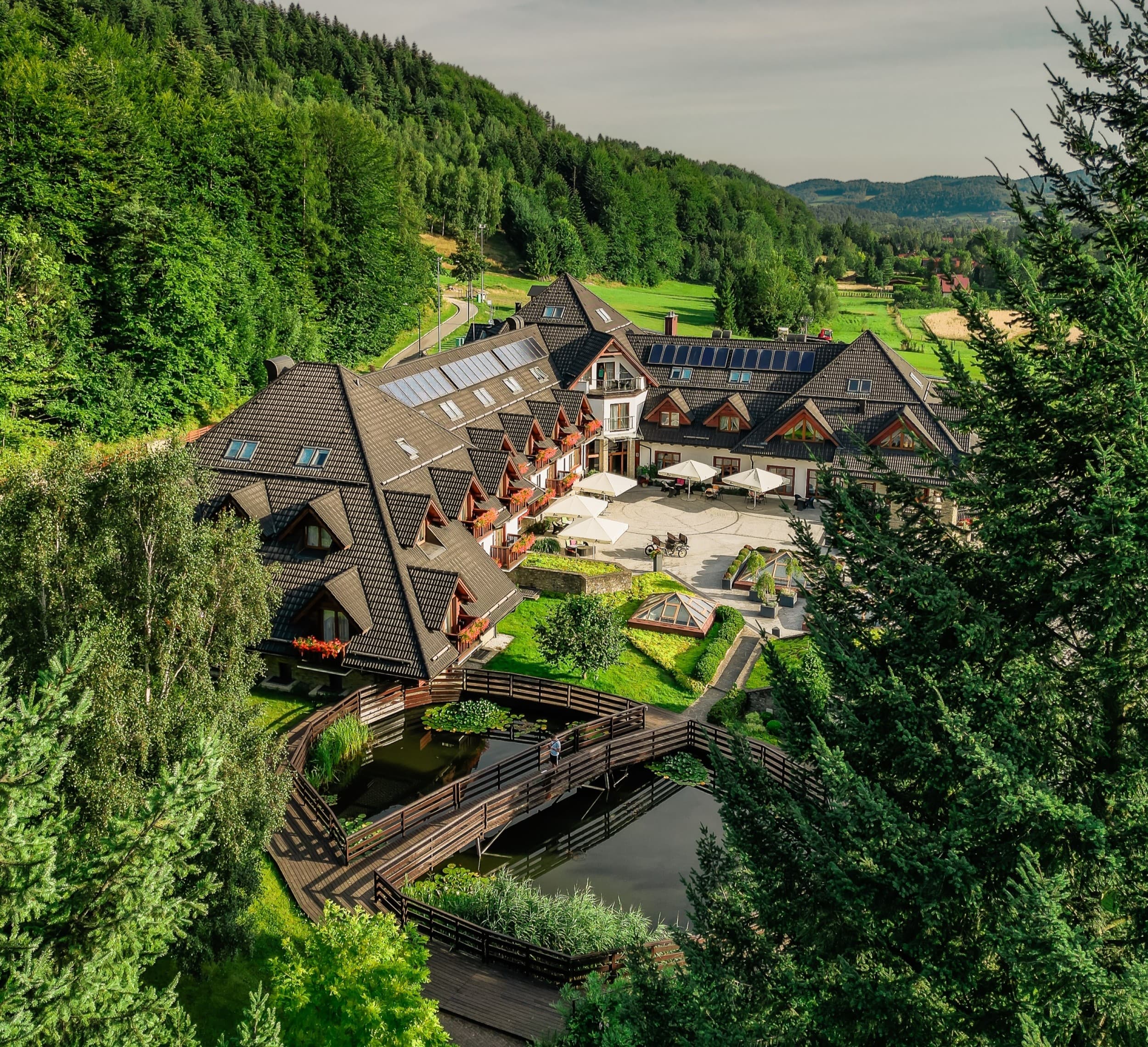 Odprężający Pobyt w Beskidach (2 Noce, 2 Osoby) | Hotel&SPA Czarny Groń | Rzyki | Wyjątkowy Prezent