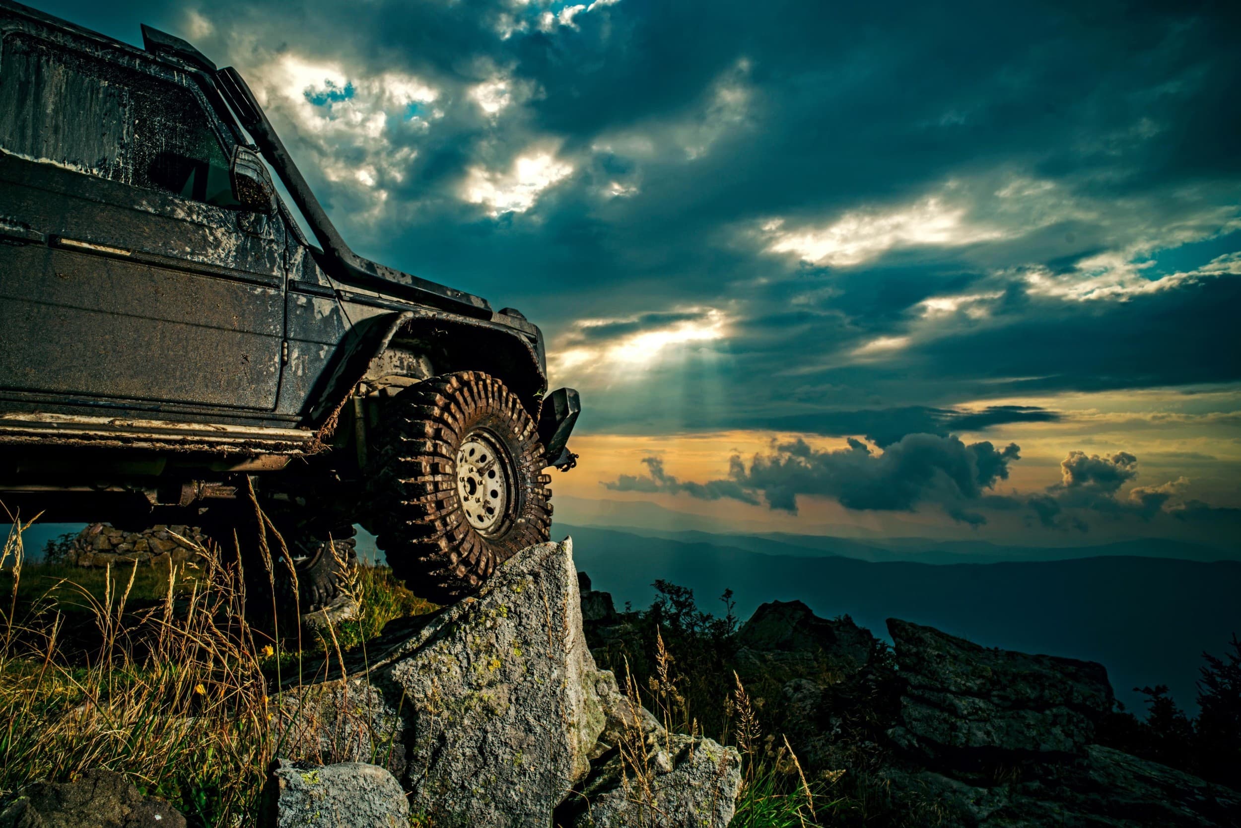 Jazda Off-Road Jeep Cherokee XJ (60 minut) | Zamość | Wyjątkowy Prezent