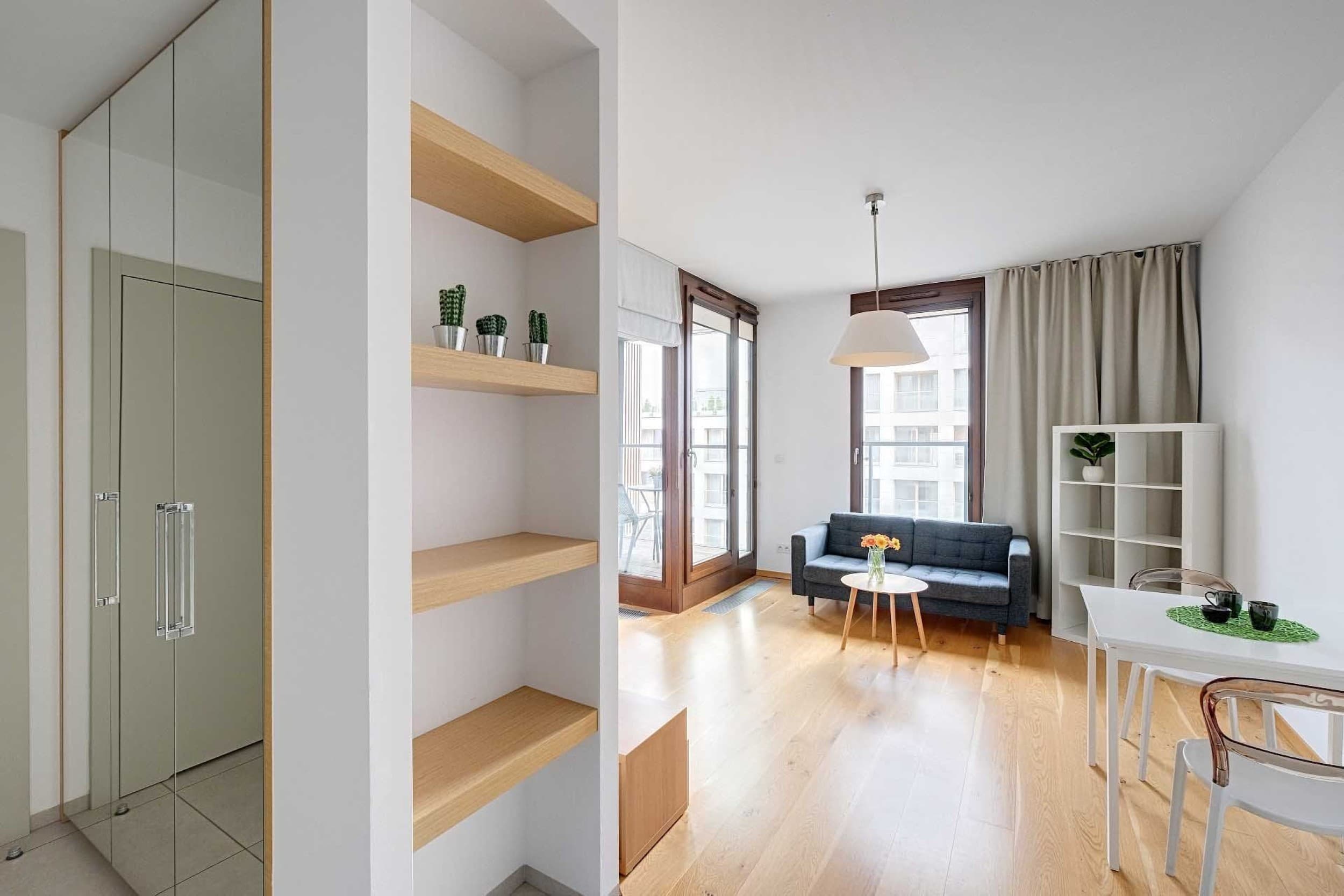 Pobyt w Apartamencie (2 Noce, 2 Osoby)  | Go Apartments | Warszawa | Wyjątkowy Prezent