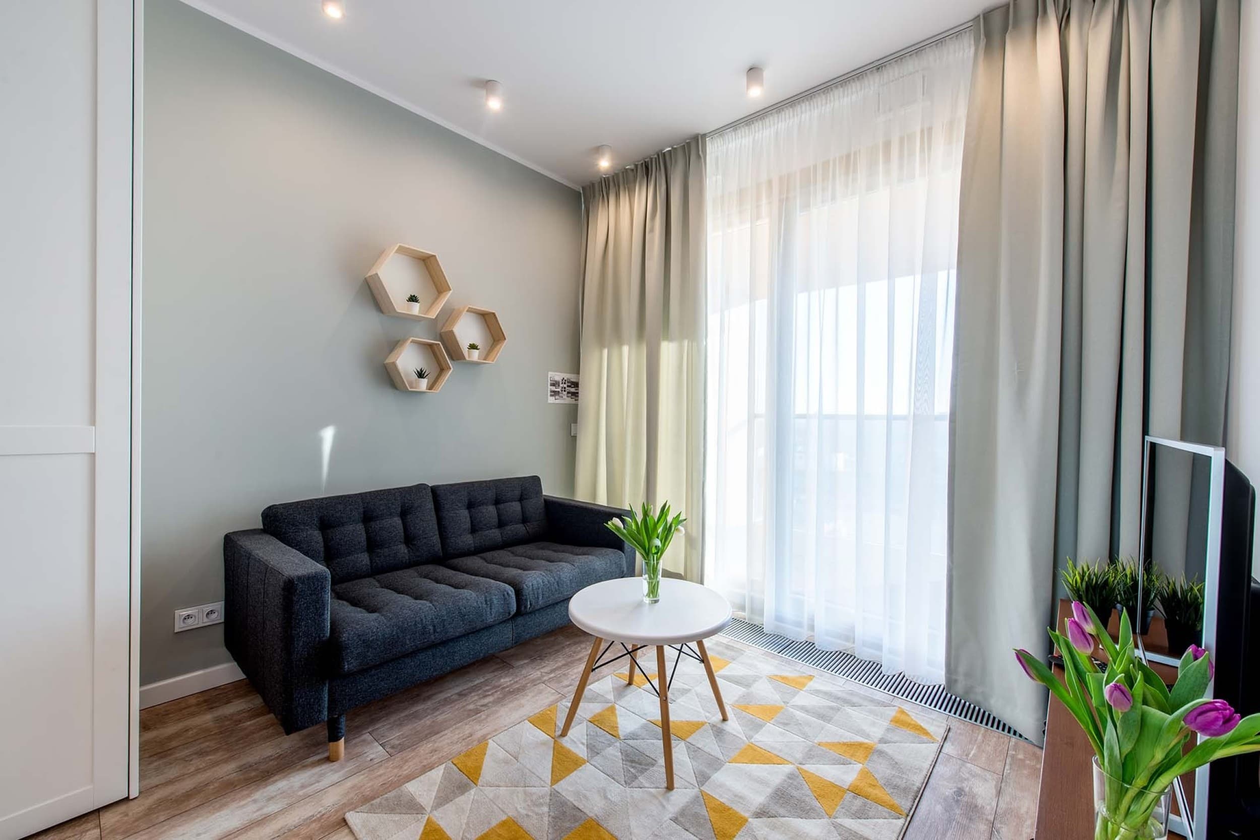 Urokliwy Pobyt w Apartamencie (3 Noce, 2 Osoby) | Go Apartment | Warszawa