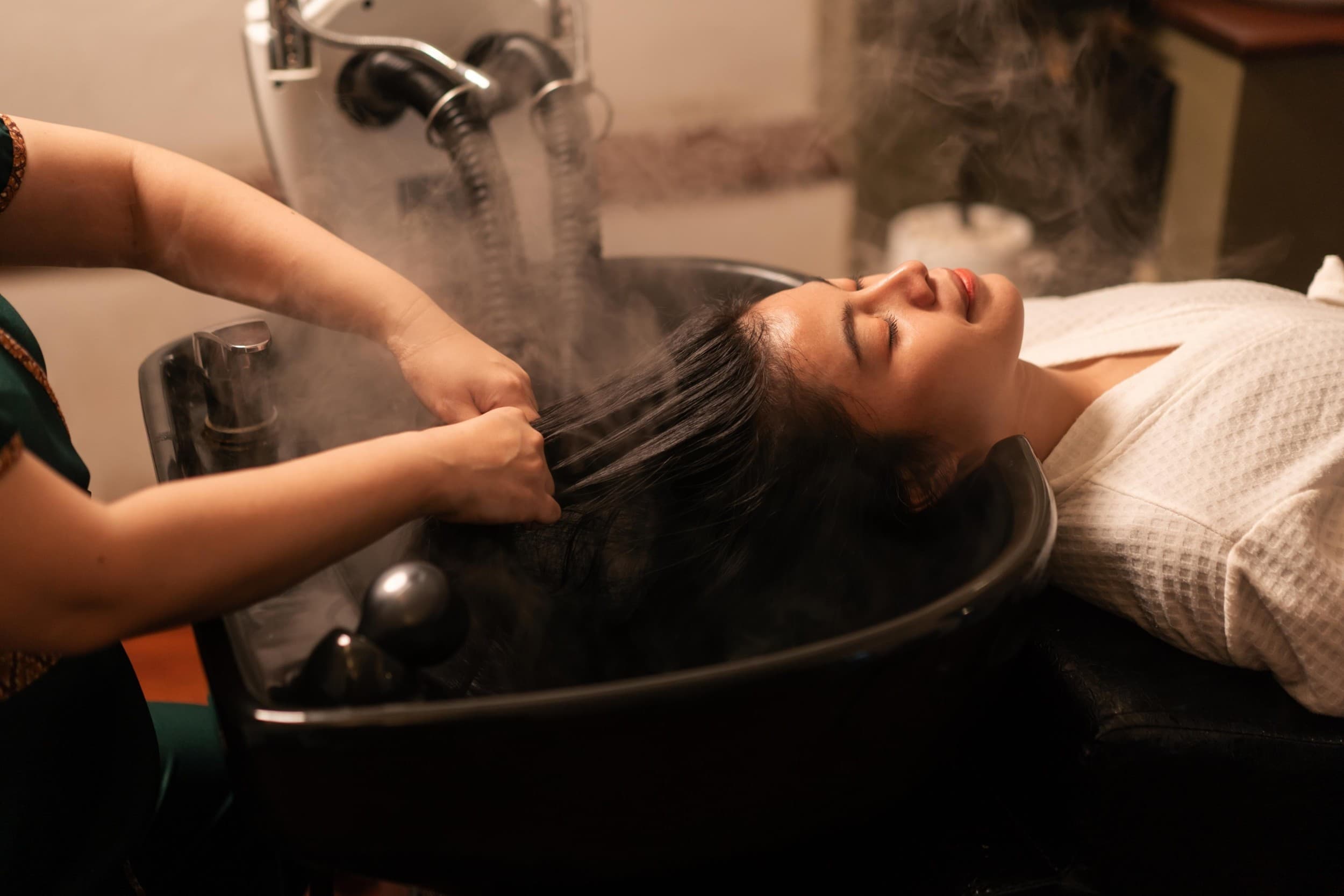 Rytuał "Head Spa" z Konsultacją Trychologiczną | Toruń | Wyjątkowy Prezent
