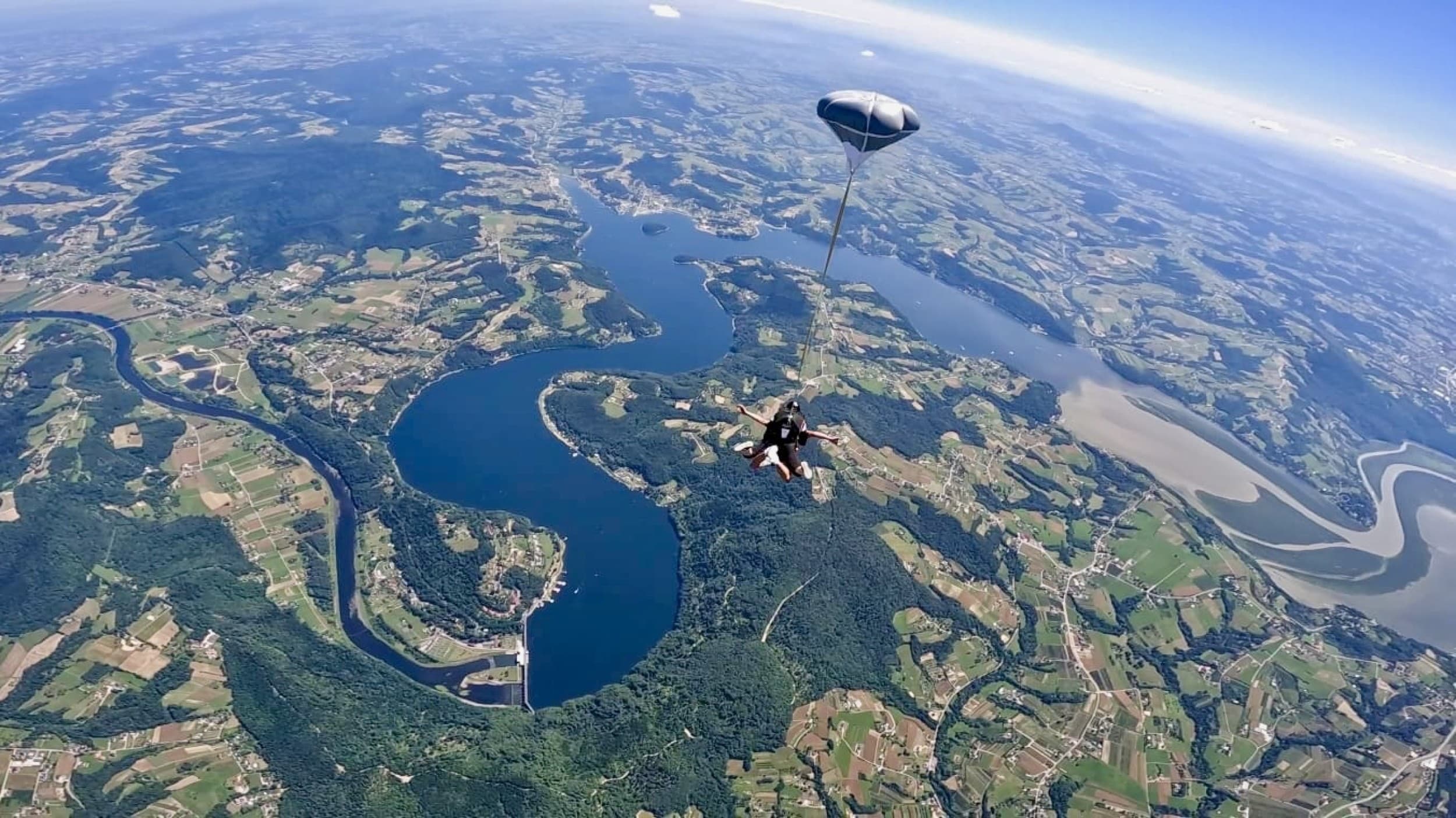 Skok ze Spadochronem z Podwójnym Filmowaniem dla Dwojga | Łososina Dolna