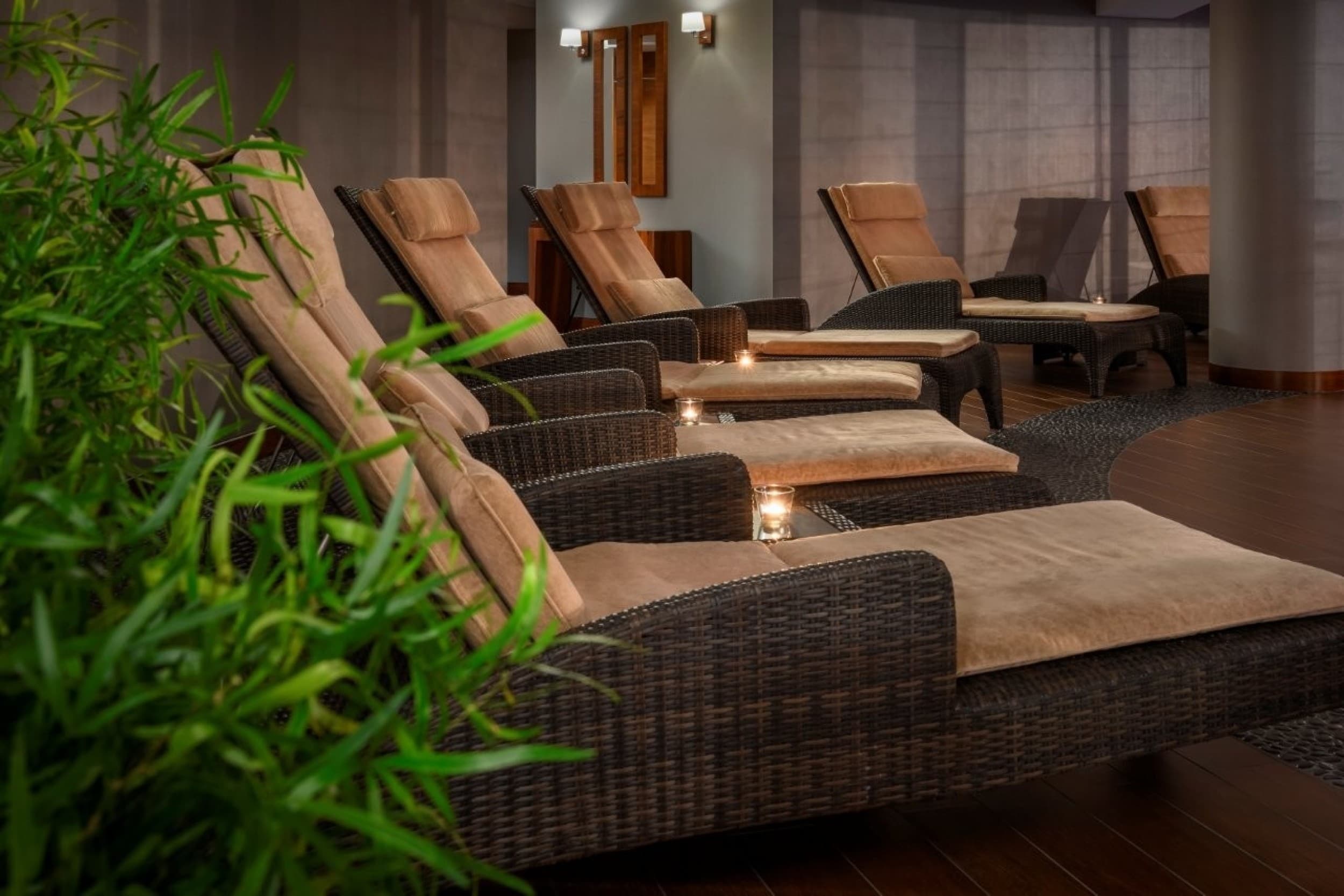 Orientalny Pobyt SPA (2 Noce, 2 Osoby) | Hotel Warszawianka | Jachranka | Wyjątkowy Prezent