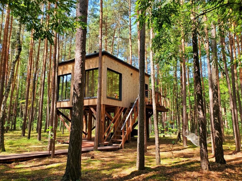 Pobyt w Domku na Drzewie w Tygodniu (2 Noce, 2 Osoby) | Tree Houses Olszanka | Olszanka