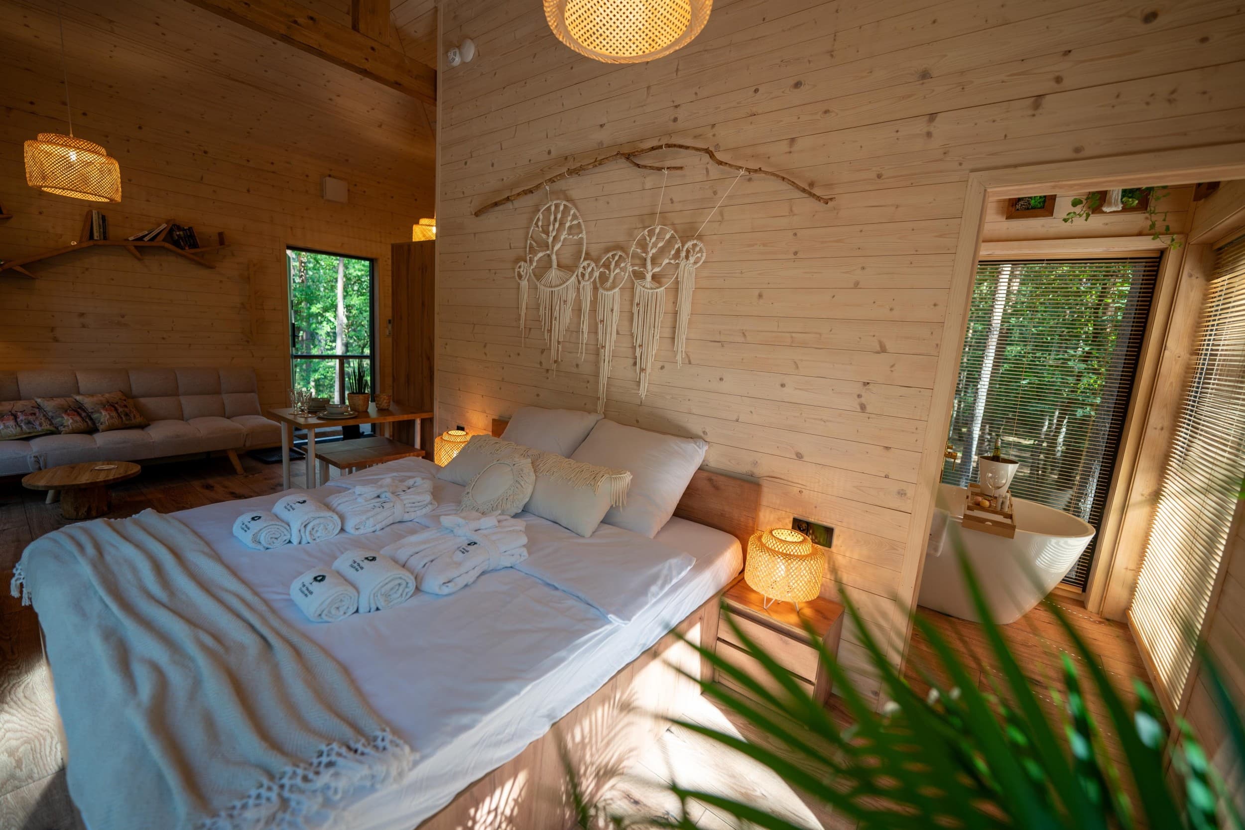 Pobyt w Domku na Drzewie w Tygodniu (2 Noce, 2 Osoby) | Tree Houses Olszanka | Olszanka | Wyjątkowy Prezent