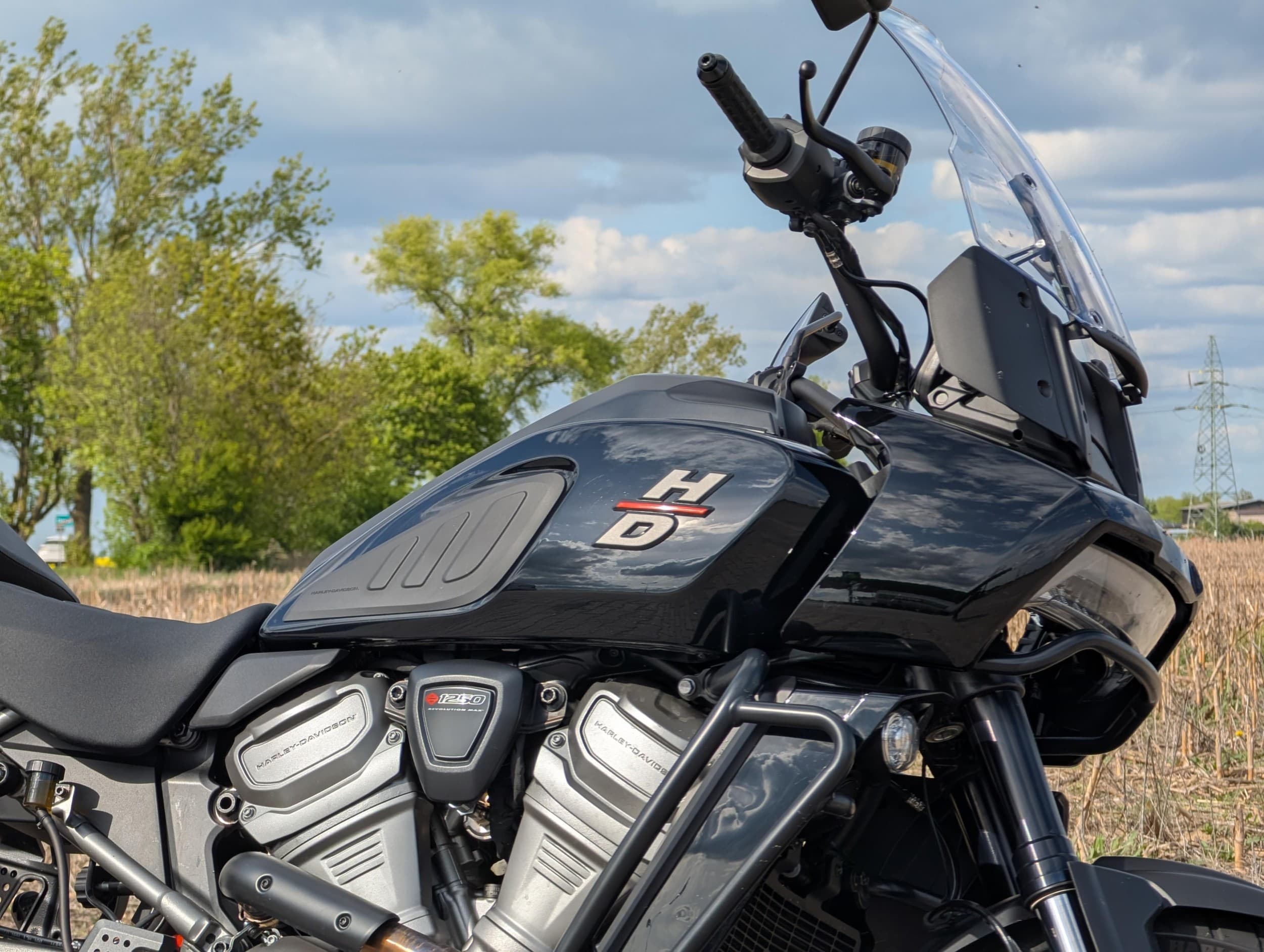 Całodzienna Wyprawa Motocyklem Harley-Davidson Pan America 1250 | Wiele Lokalizacji | Wyjątkowy Prezent