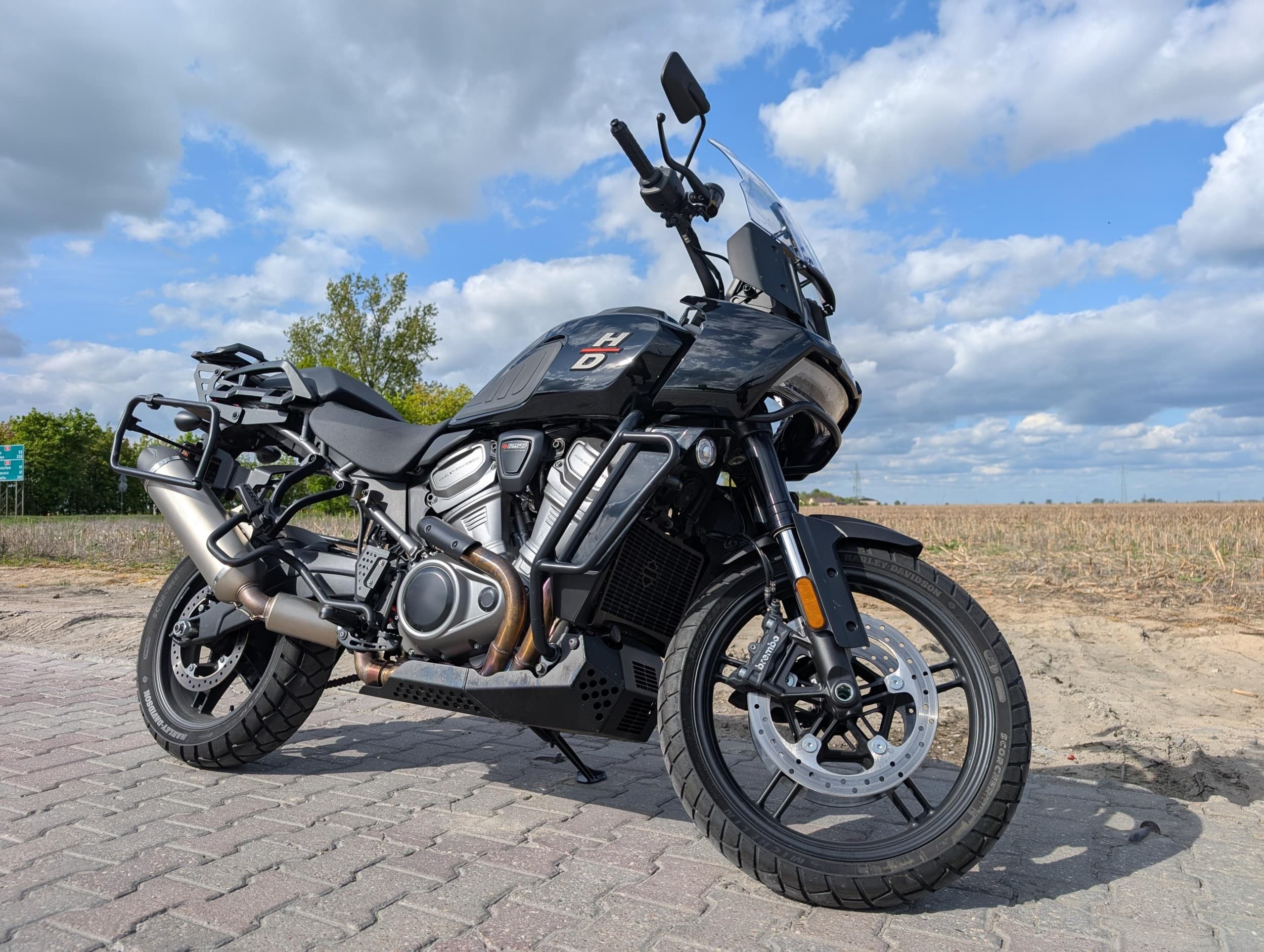 Tygodniowa Wyprawa Motocyklem Harley-Davidson Pan America 1250 | Wiele Lokalizacji | Wyjątkowy Prezent