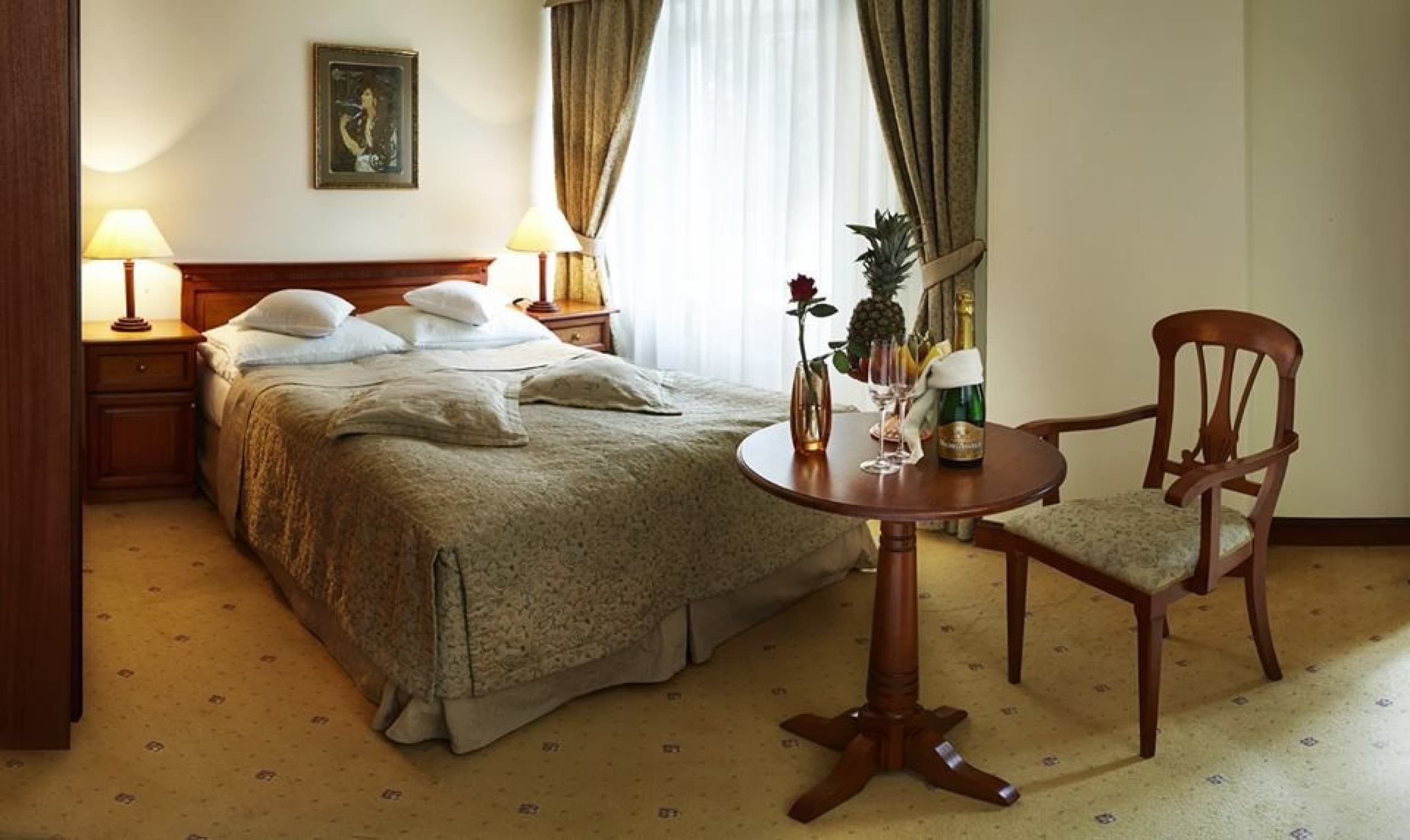  Odprężający Pobyt w Zamku (1 Noc, 2 Osoby) | Hotel Zamek na Skale | Trzebieszowice | Wyjątkowy Prezent