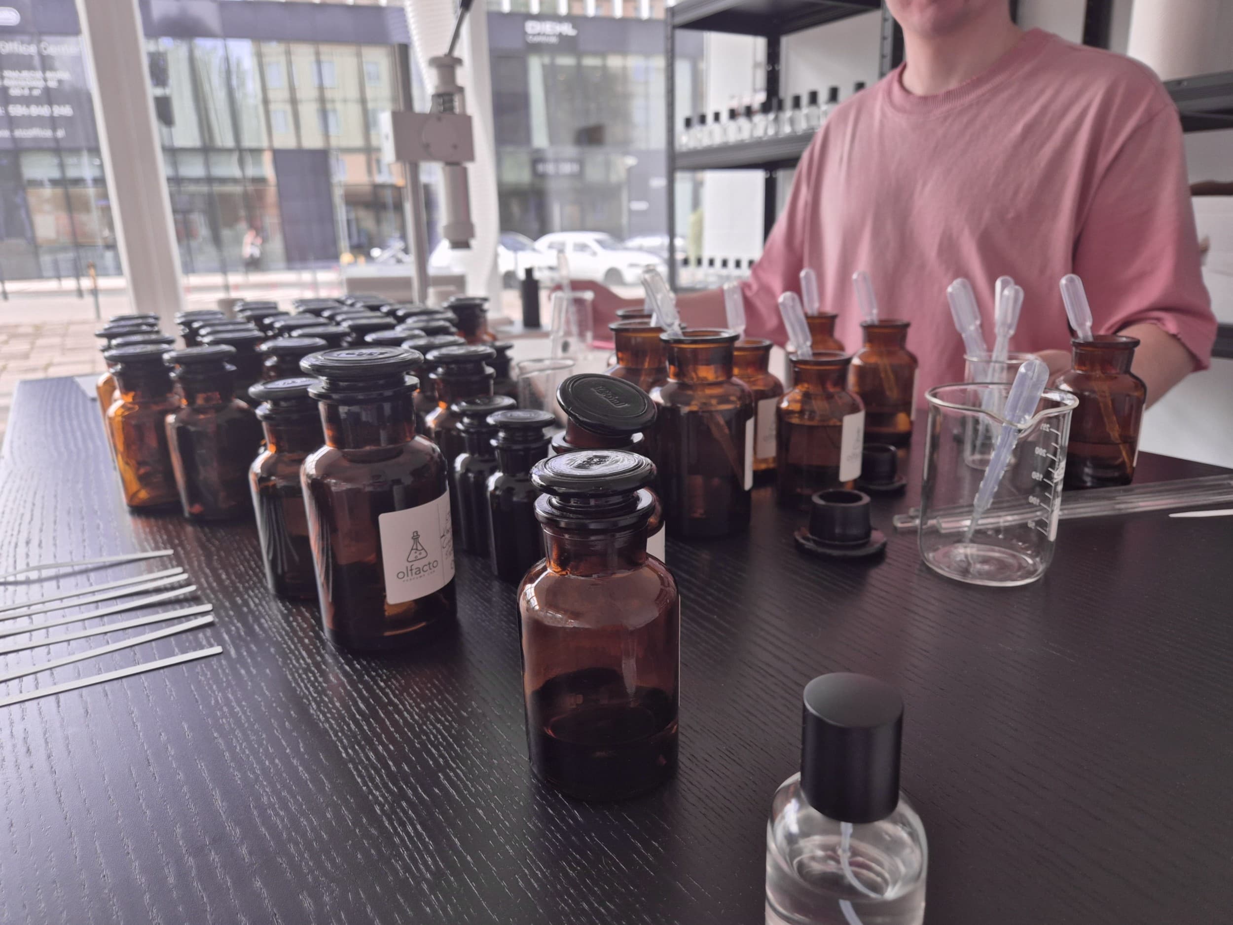 Stwórz Własne Perfumy (30 ml) | Wrocław