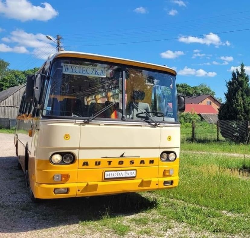 Wycieczka Zabytkowym Autobusem Autosan H9 (4 godziny) | Cisie