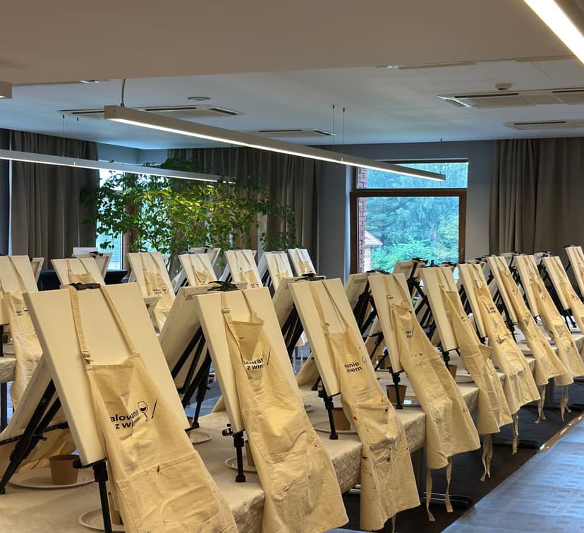 Malowanie przy Winie “Akt Męski” | Gdańsk