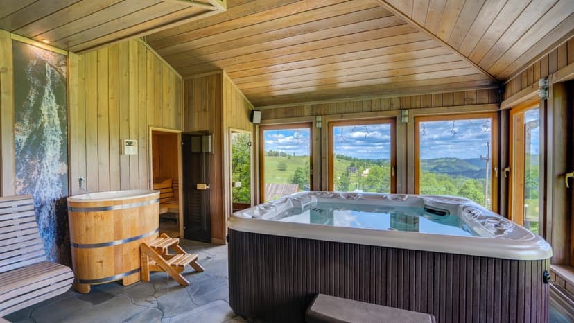 Relaksujący Pobyt w Górach (2 Noce, 2 Osoby) | Hotel Redyk | Ząb