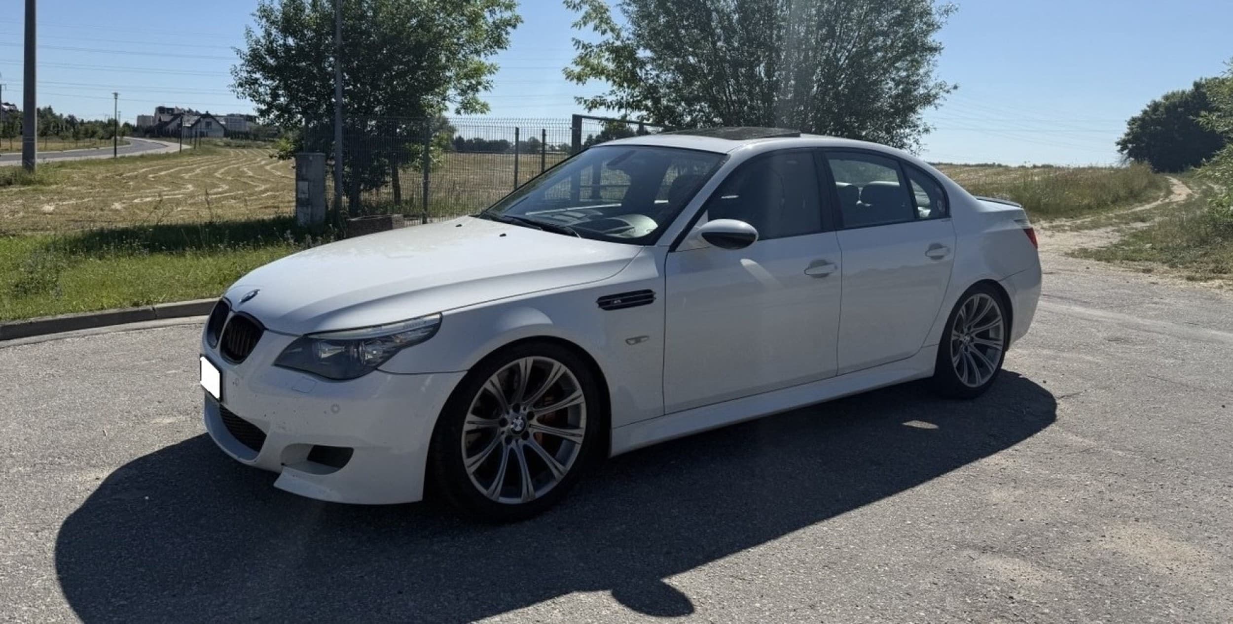 Poprowadź BMW M5 | 1 okrążenie | Toruń