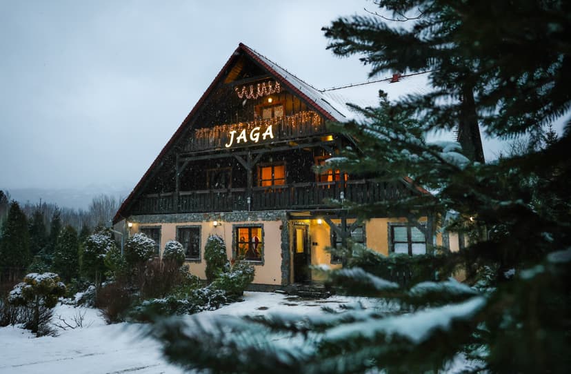 Relaksujący Pobyt  w Górach (2 Noce, 2 Osoby) | Chata Jaga | Szklarska Poręba