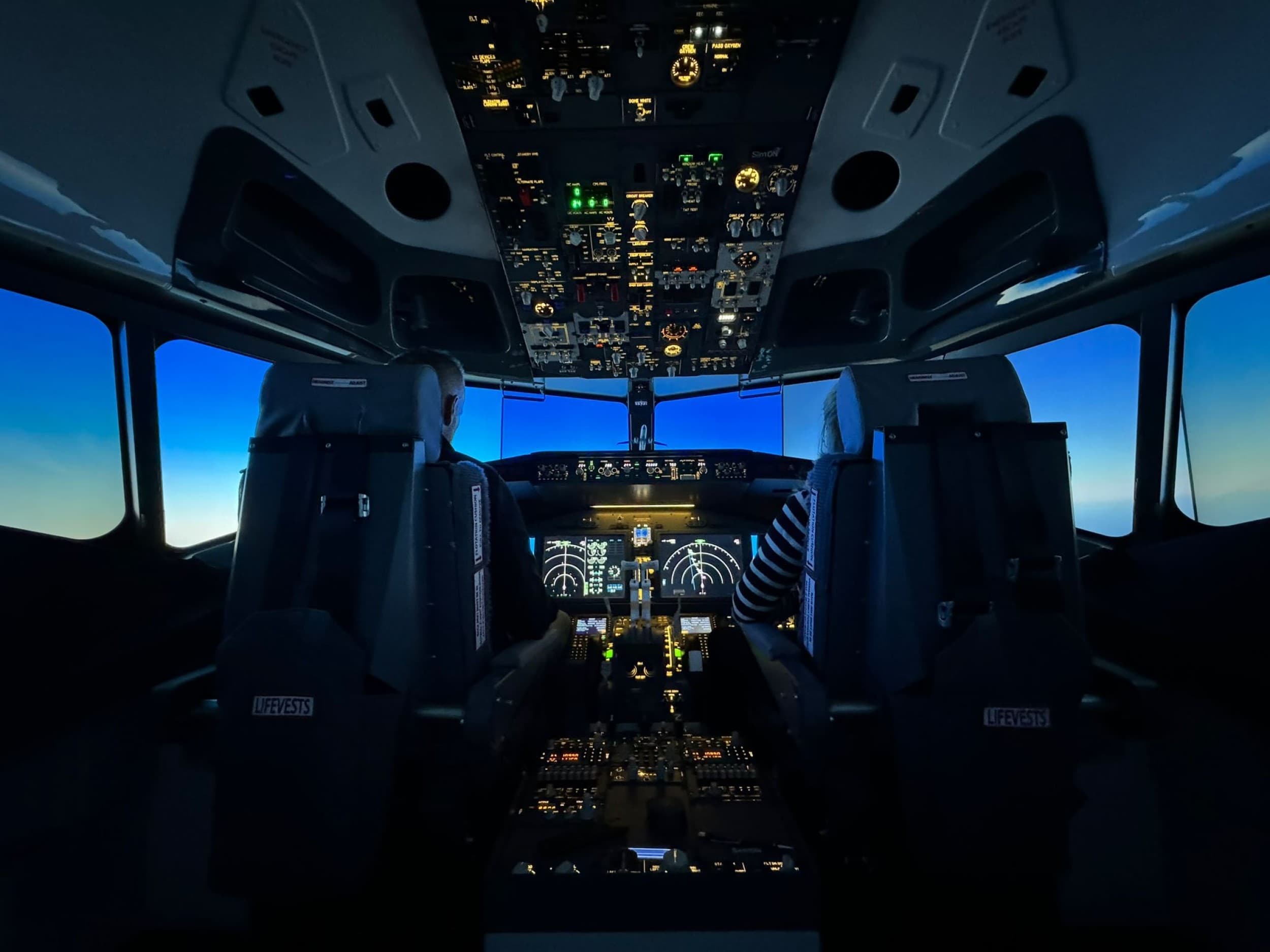 Lot w Symulatorze Boeinga 737 Max (30 minut) | Tarnowskie Góry  | Wyjątkowy Prezent