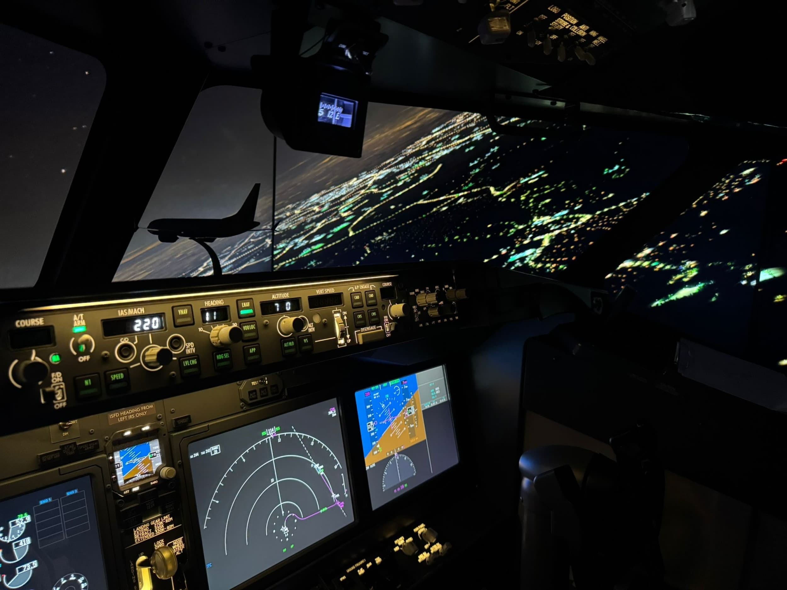 Lot w Symulatorze Boeinga 737 Max (60 minut) | Tarnowskie Góry | Wyjątkowy Prezent