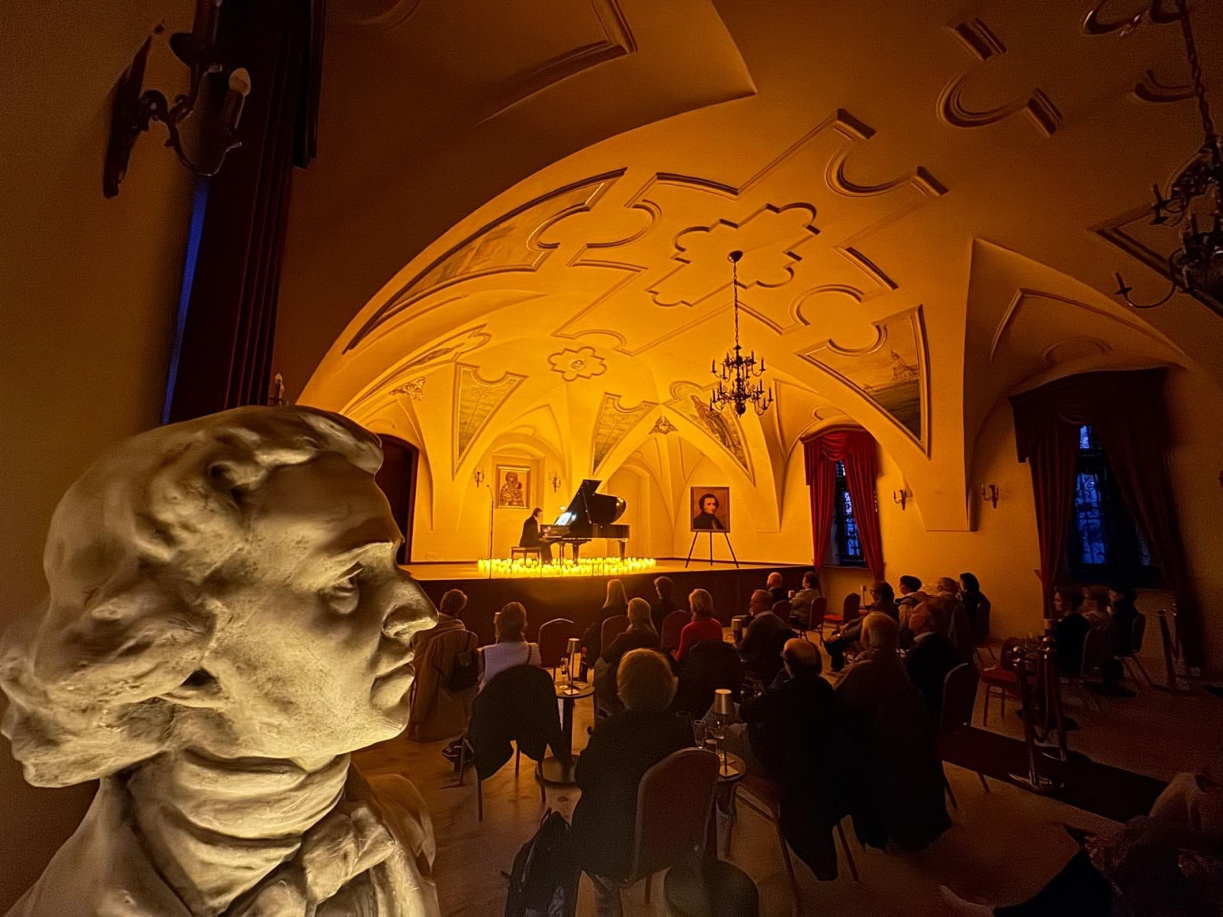 Koncert “Queen Classic” przy Świecach dla Dwojga (Sektor A) | Kraków