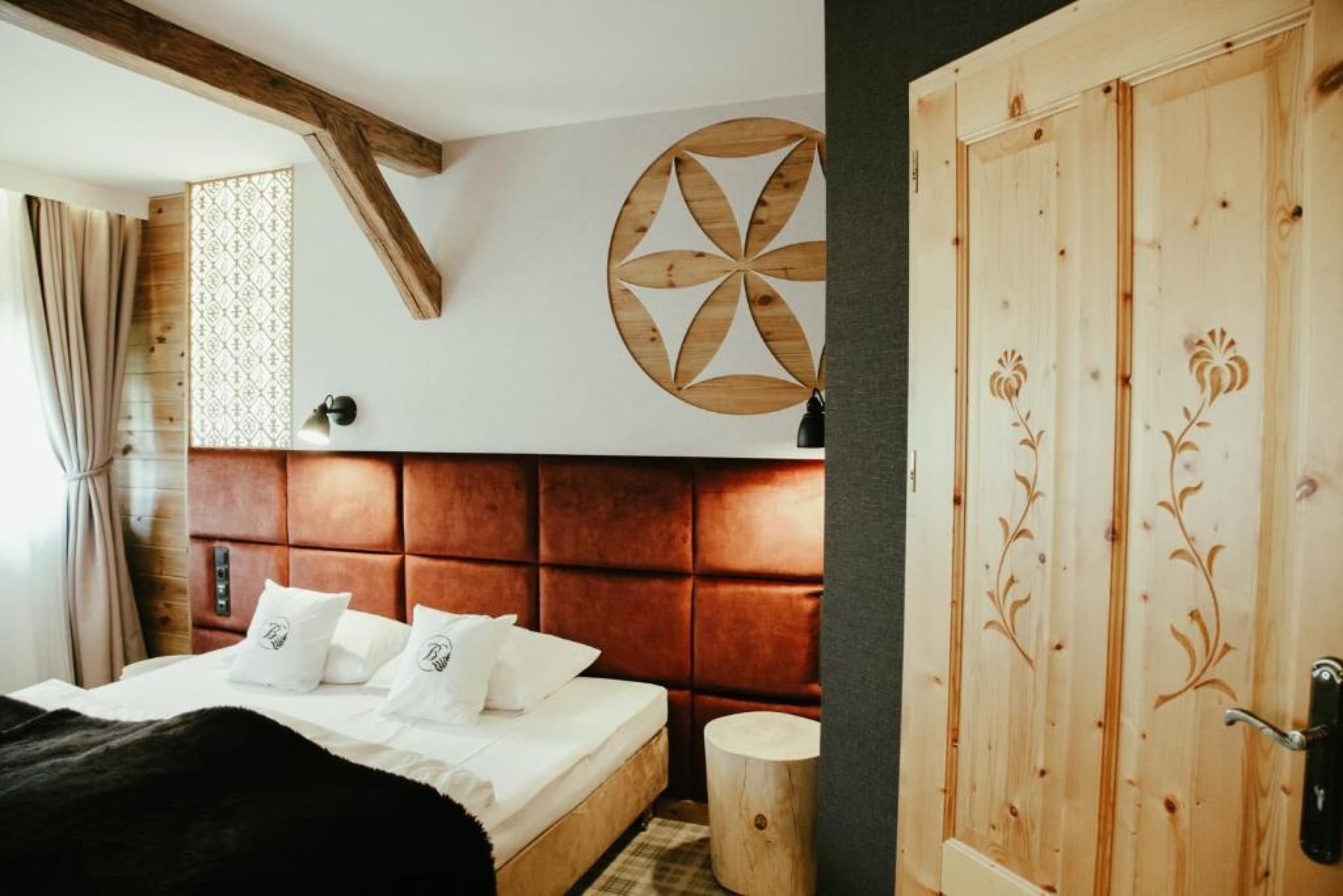 Zachwycający Pobyt (2 Noce, 2 Osoby) | Bajka Hotel & Resort | Grodziec  | Wyjątkowy Prezent