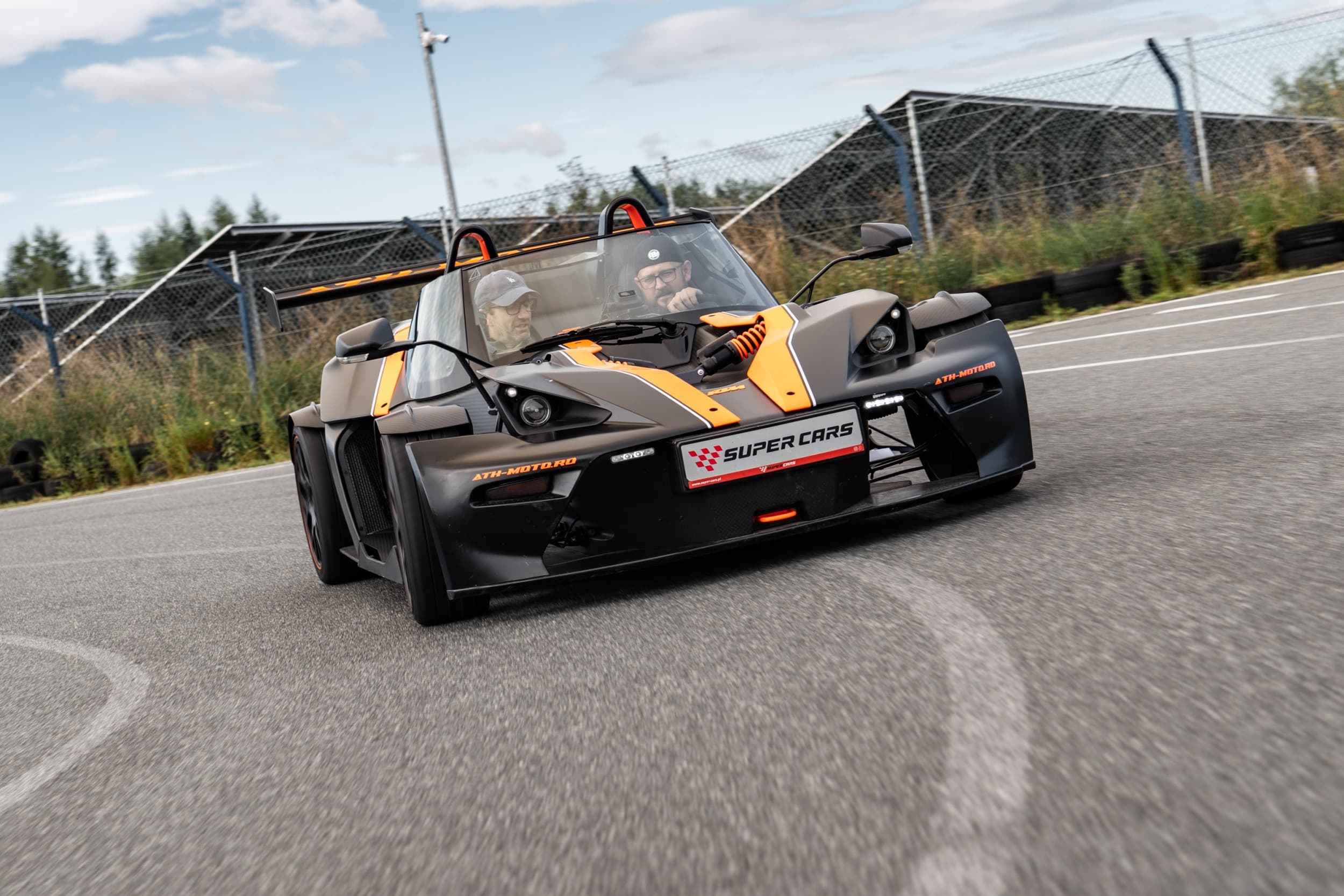 Jazda KTM X-BOW | 3 okrążenia | Wiele Lokalizacji