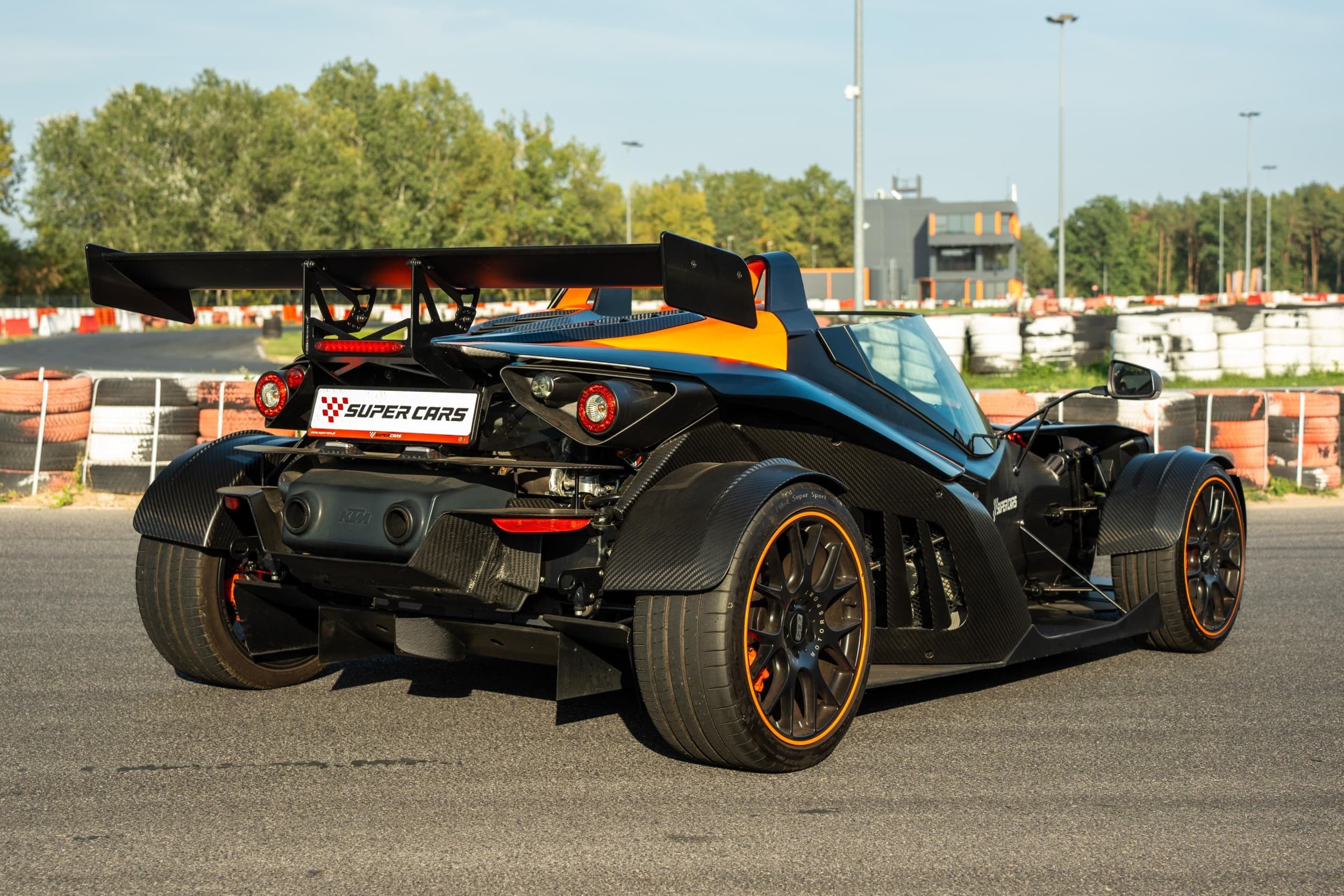 Jazda KTM X-BOW | 3 okrążenia | Wiele Lokalizacji