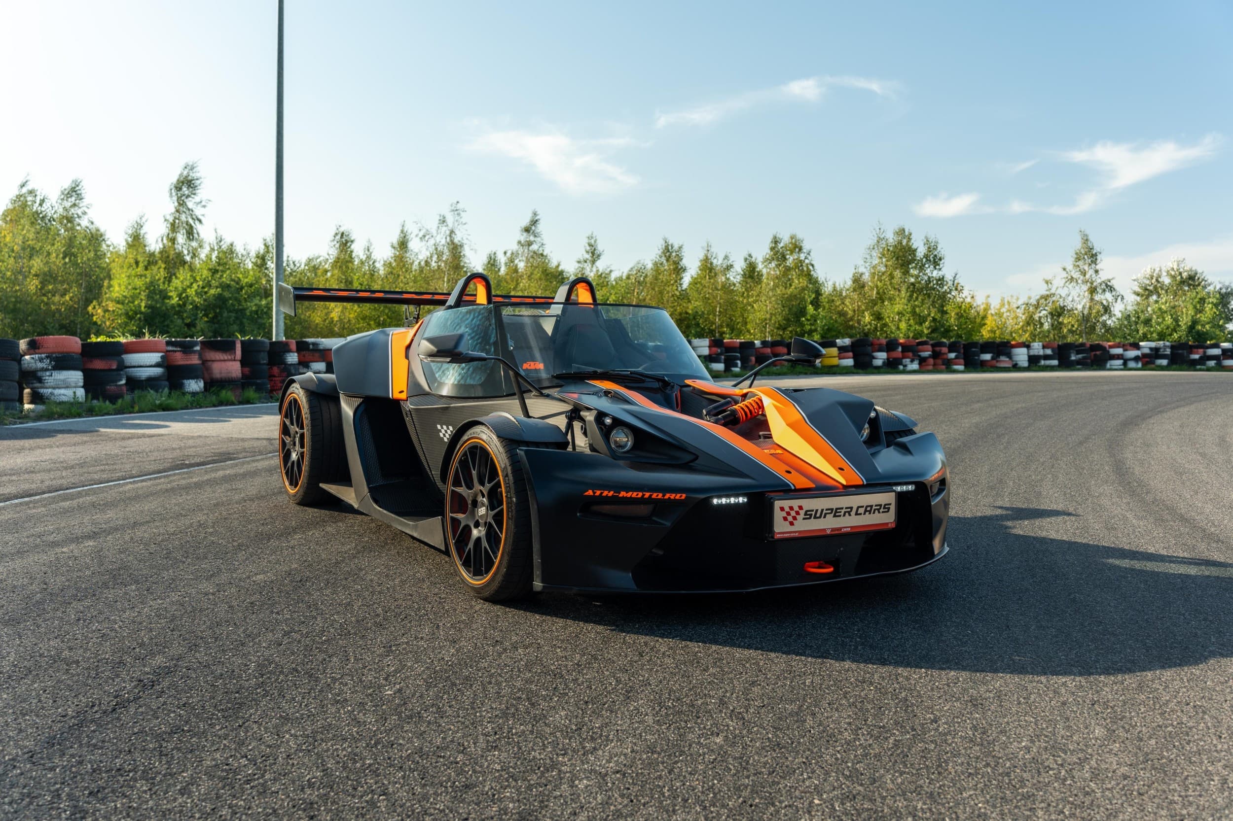 Jazda KTM X-BOW | 4 okrążenia | Wiele Lokalizacji