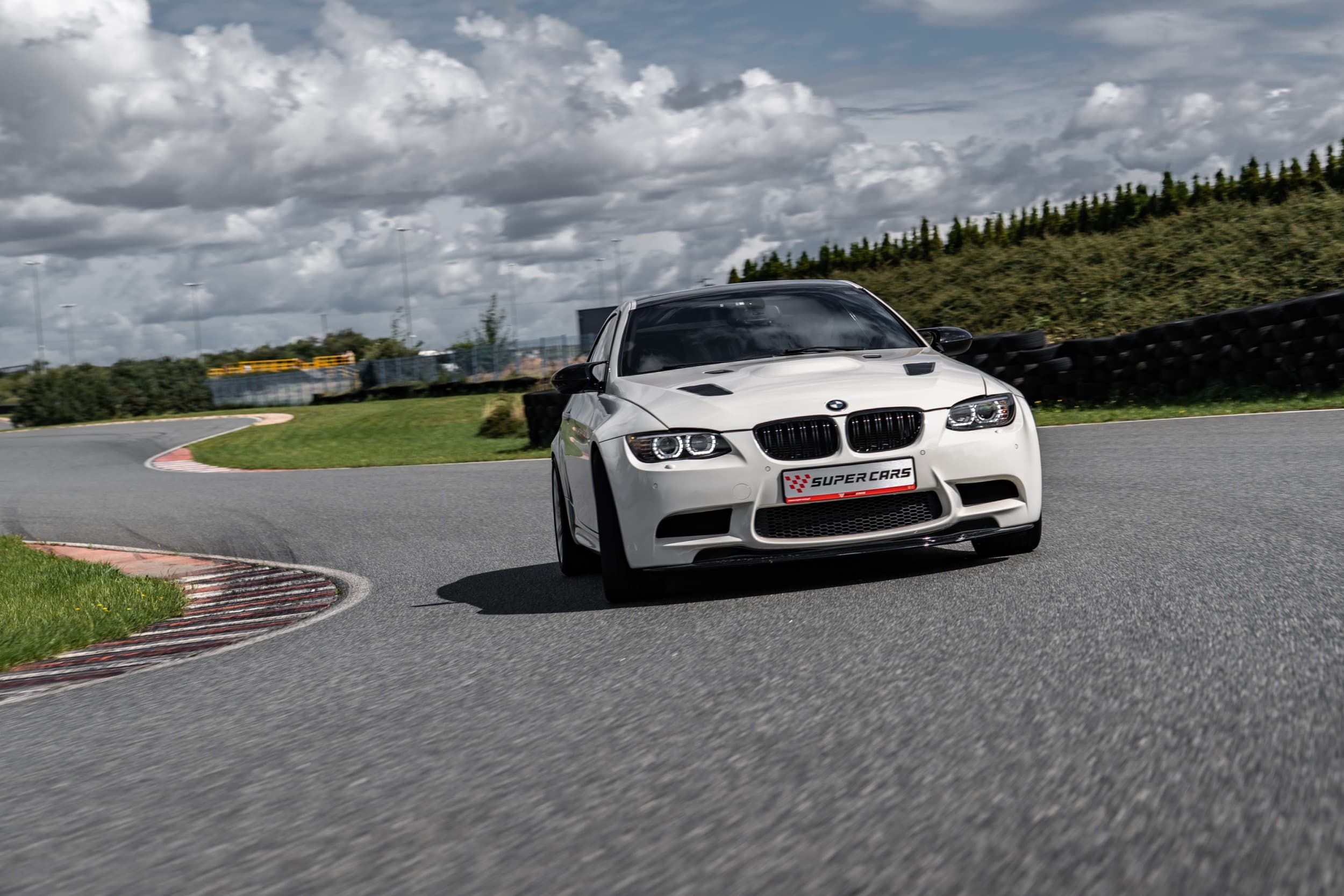 Jazda BMW M3 | 1 okrążenie | Wiele Lokalizacji 