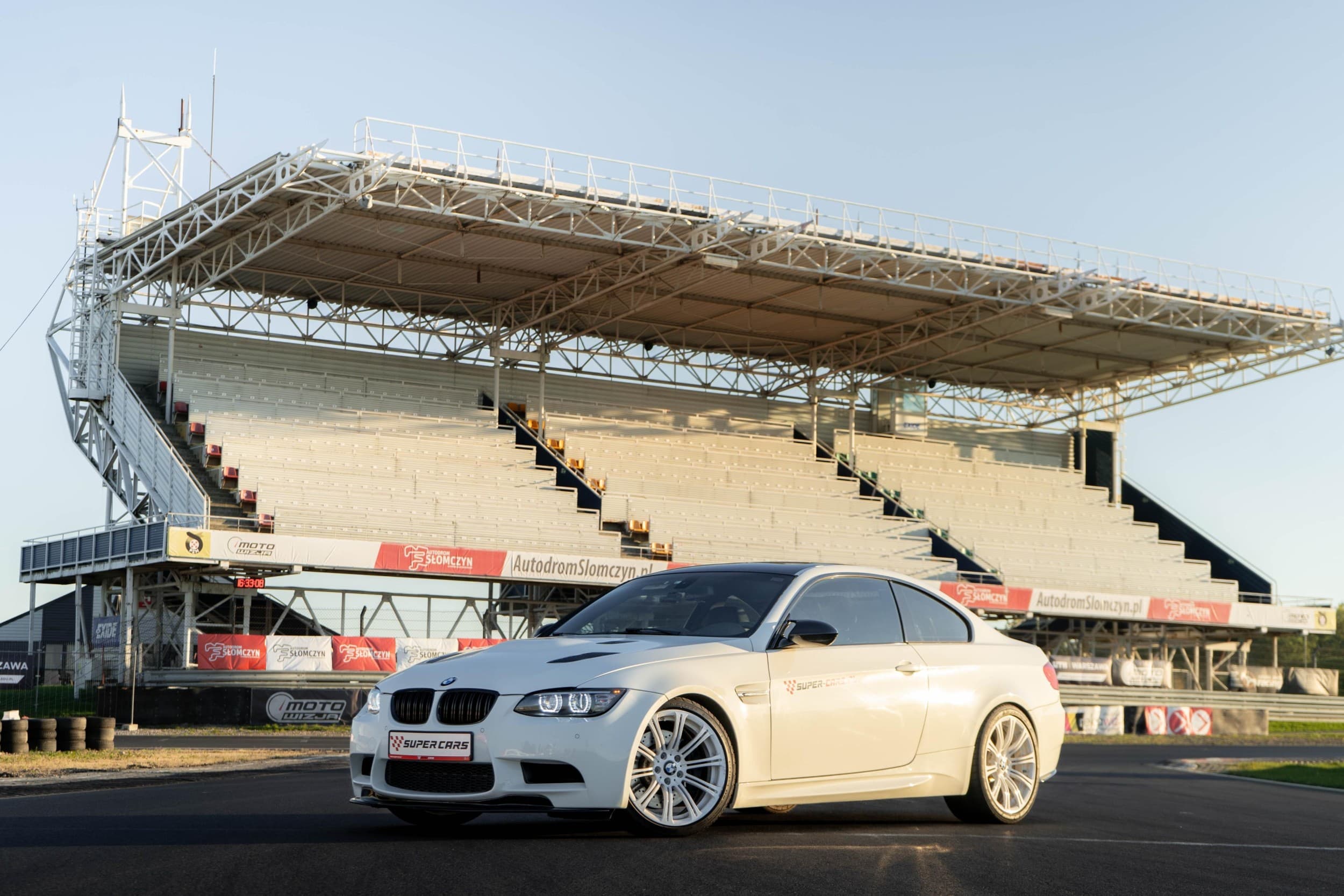 Jazda BMW M3 | 3 okrążenia | Wiele Lokalizacji